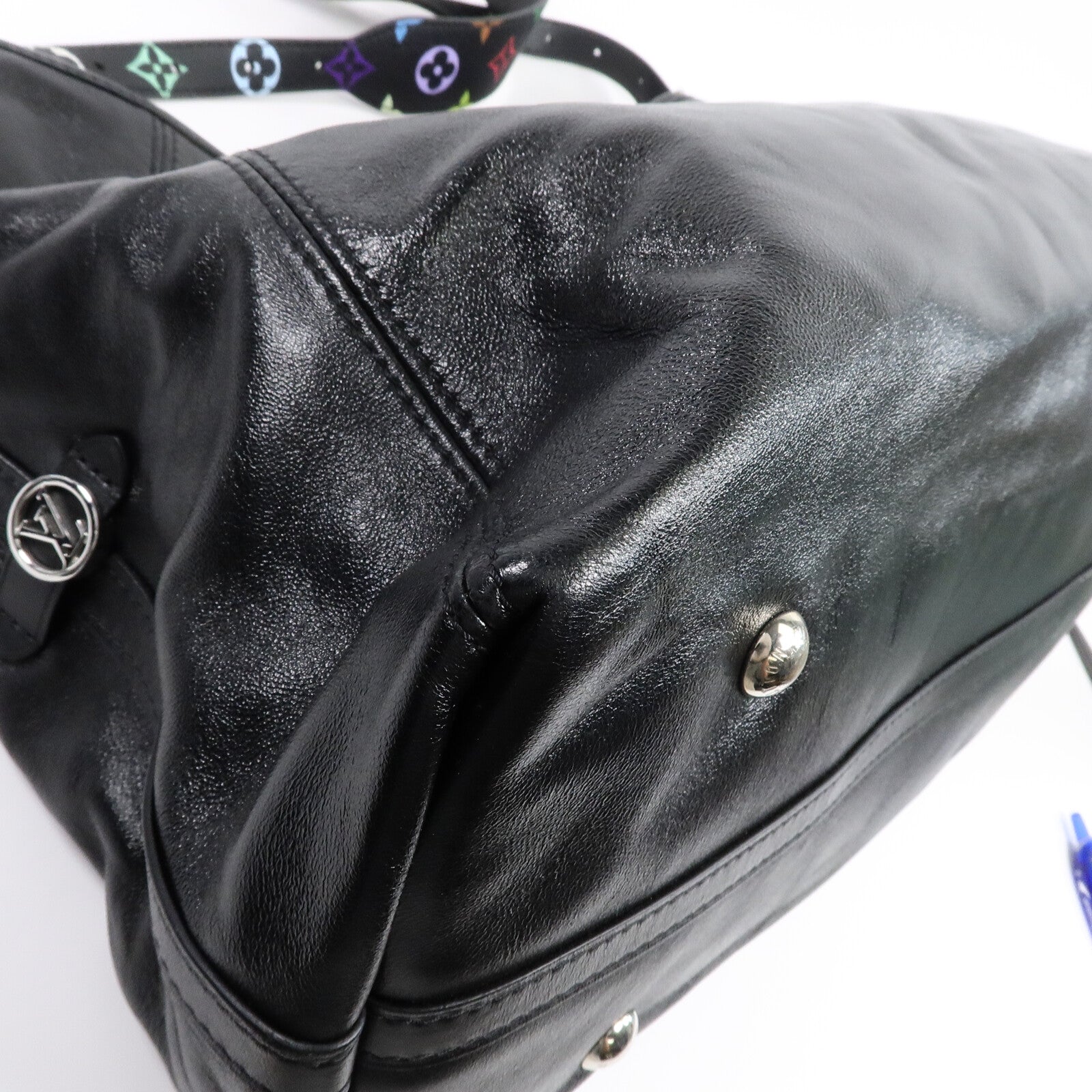 LOUIS VUITTON 羊皮皮革LVxTM Carryall Vibe MM肩背袋