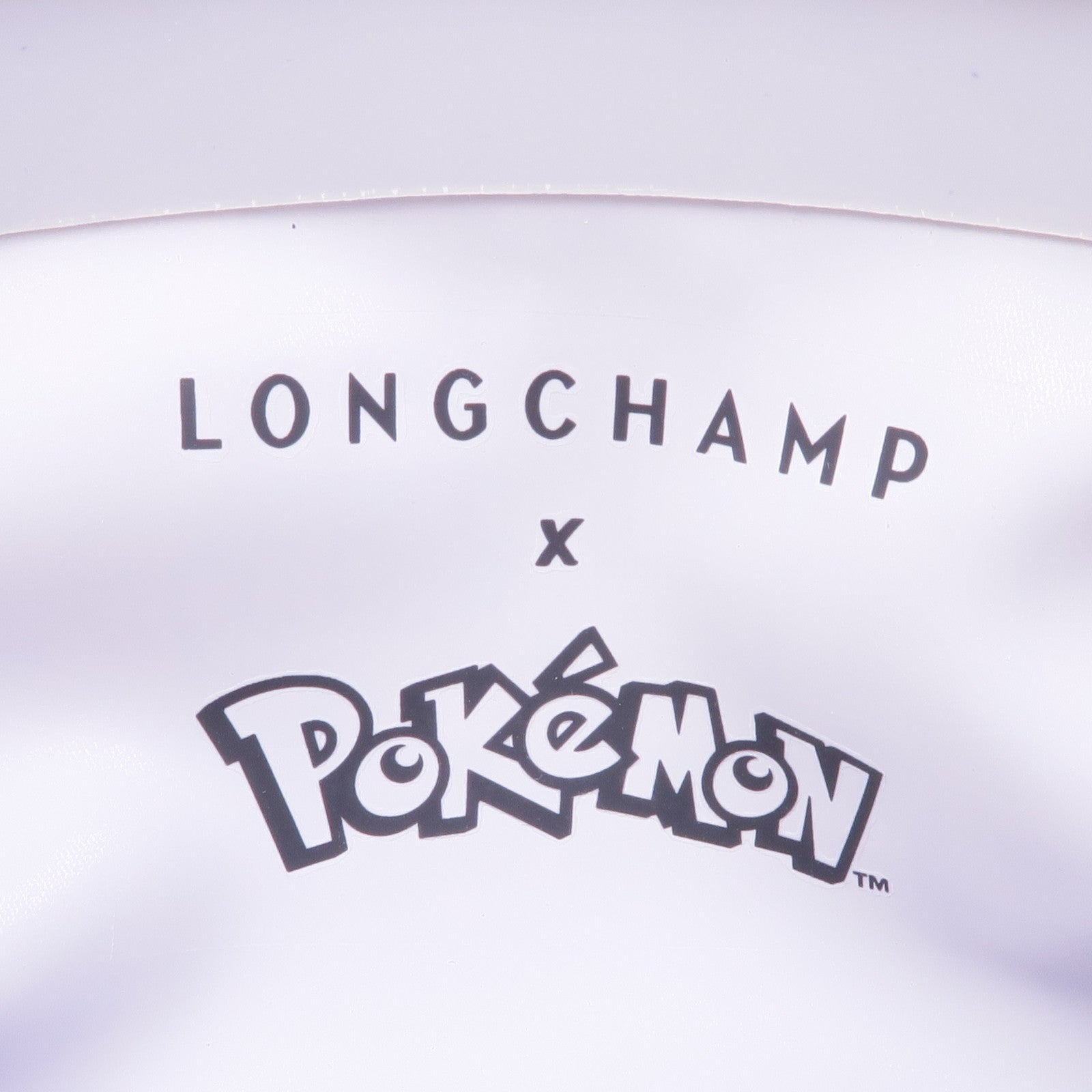 Longchamp 尼龍Pokemon Pouch銀扣手拿包