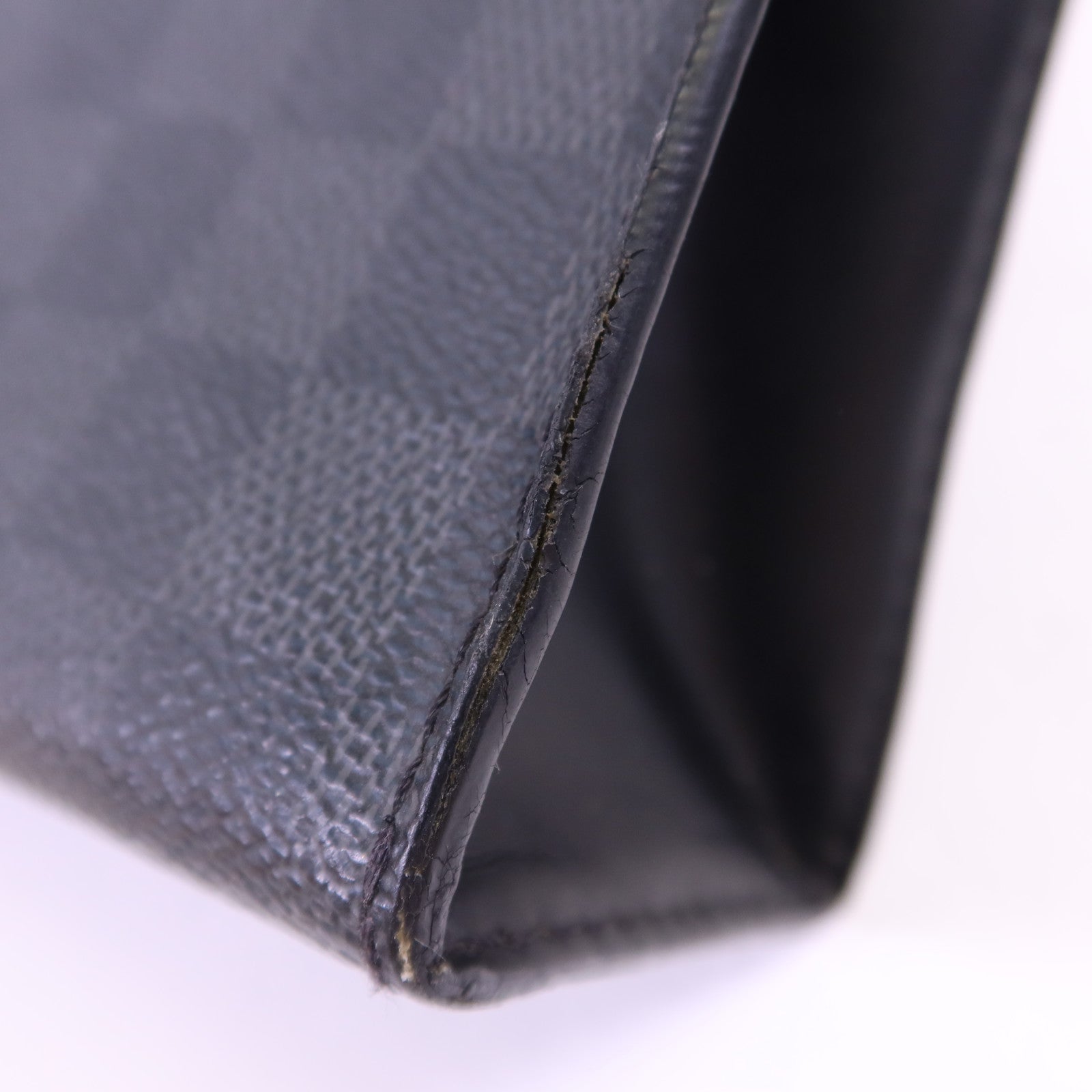 LOUIS VUITTON Damier Graphite Pochette Voyage MM銀扣手拿包