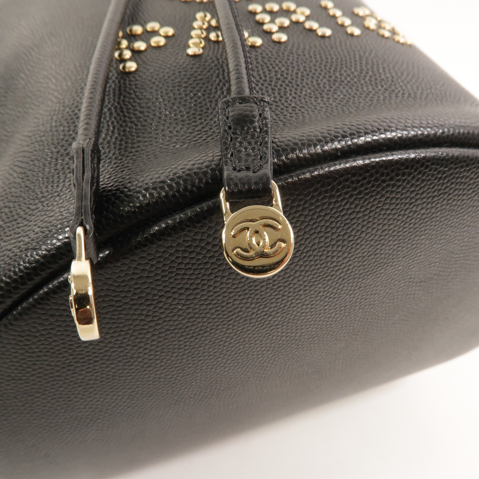 CHANEL 牛皮皮革Bucket鏈帶肩背袋