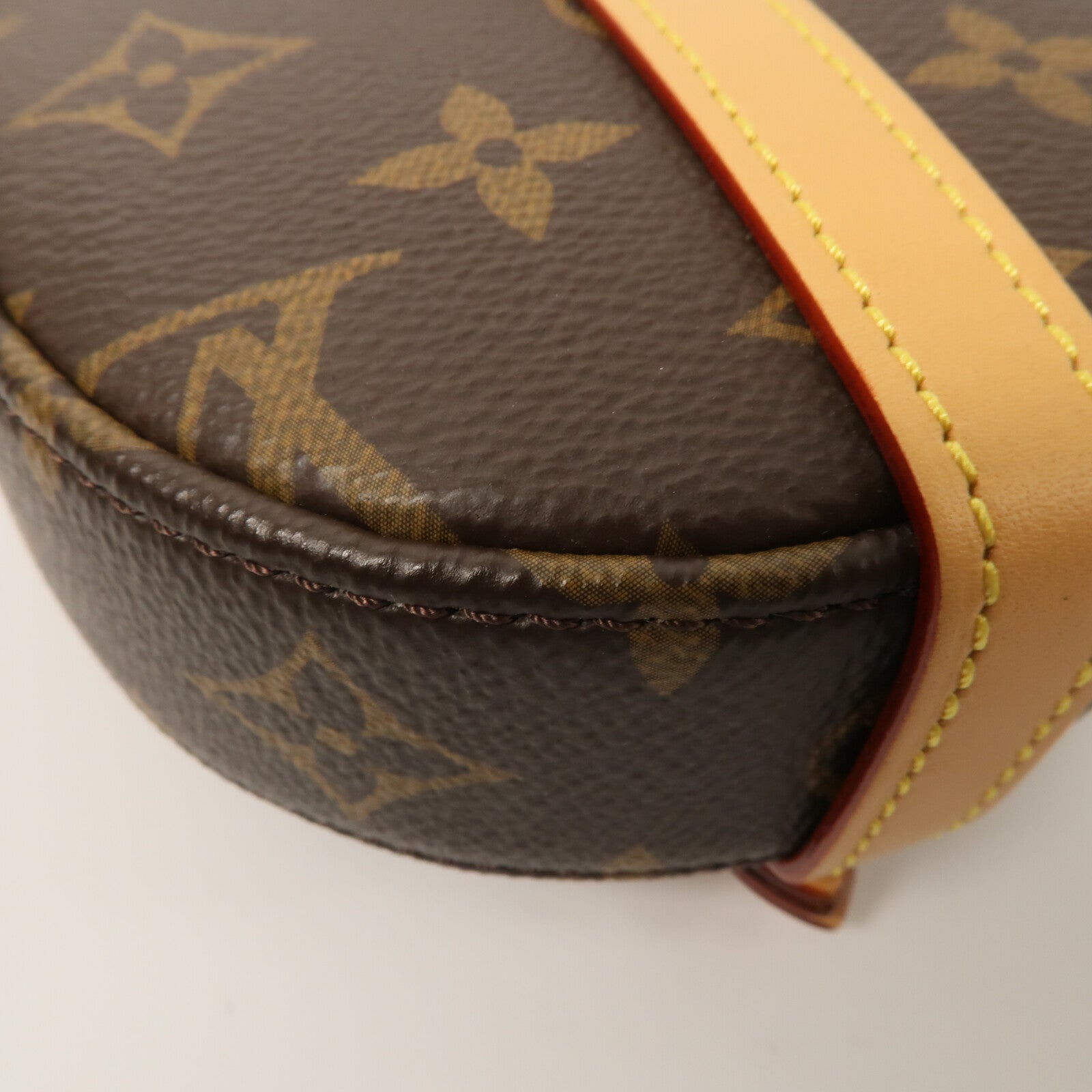LOUIS VUITTON Monogram Micro Chantilly肩背袋