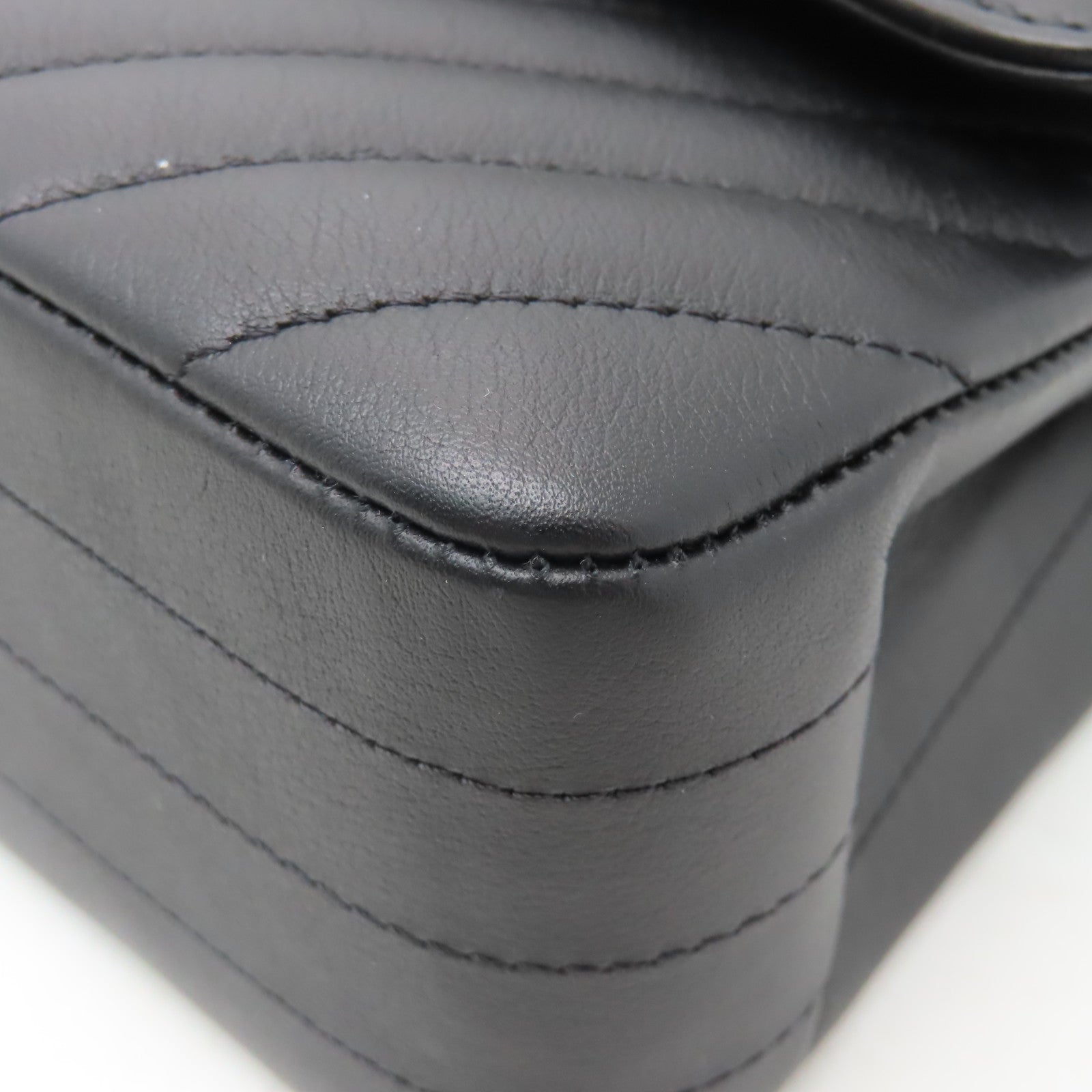 CHANEL 【激減優惠】斜紋牛皮皮革Chain Shoulder銀扣鏈帶肩背袋黑色