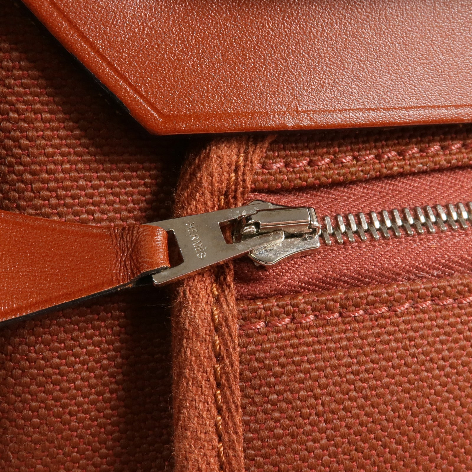 HERMES 【激減優惠】帆布Herbag PM銀扣手挽肩背兩用袋Rouge H