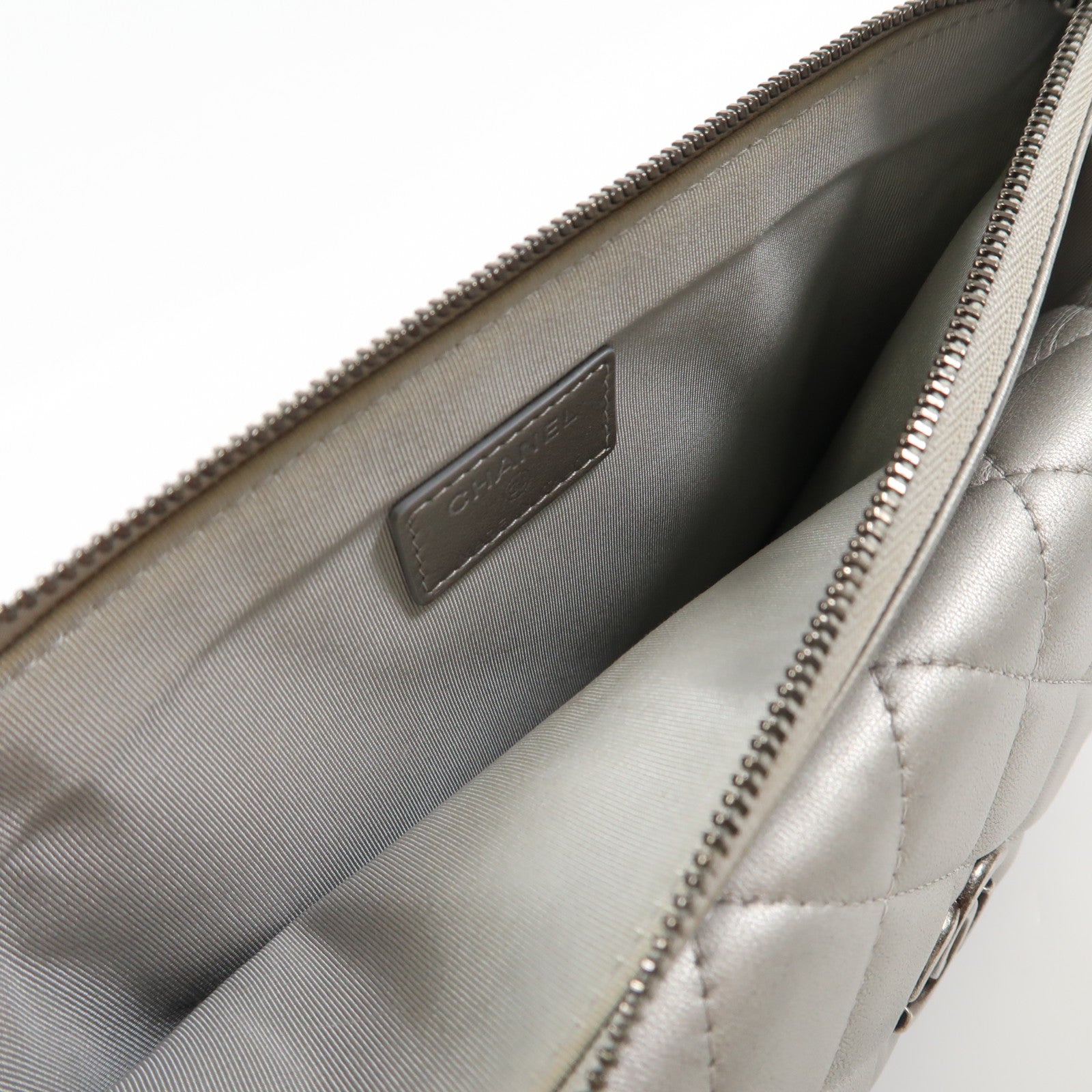 CHANEL CC Chain Shoulder Bag Lambskin Leather Silver