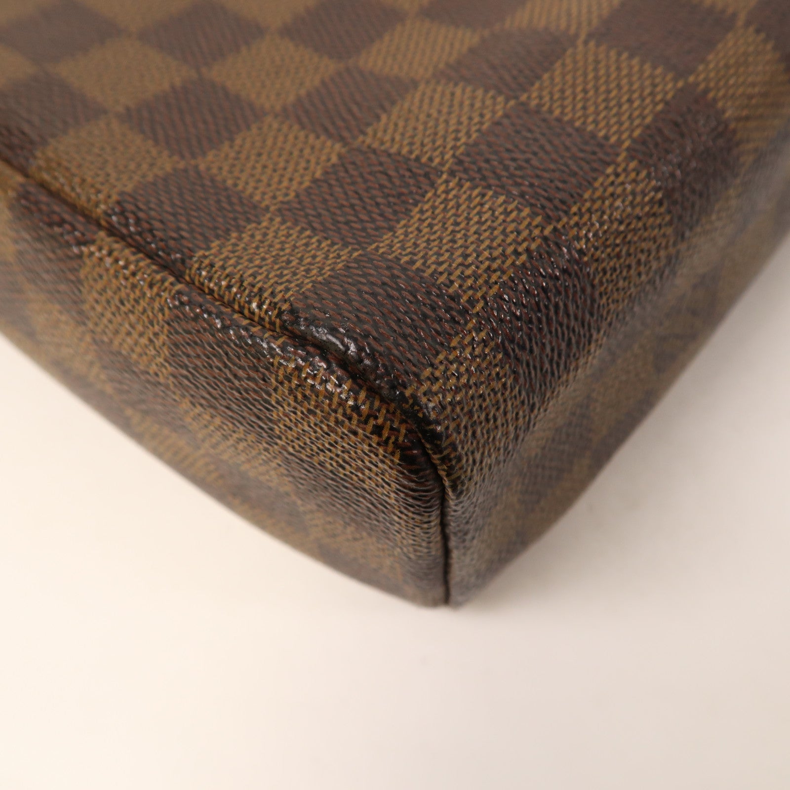 LOUIS VUITTON Damier Olav PM金扣肩背袋啡色