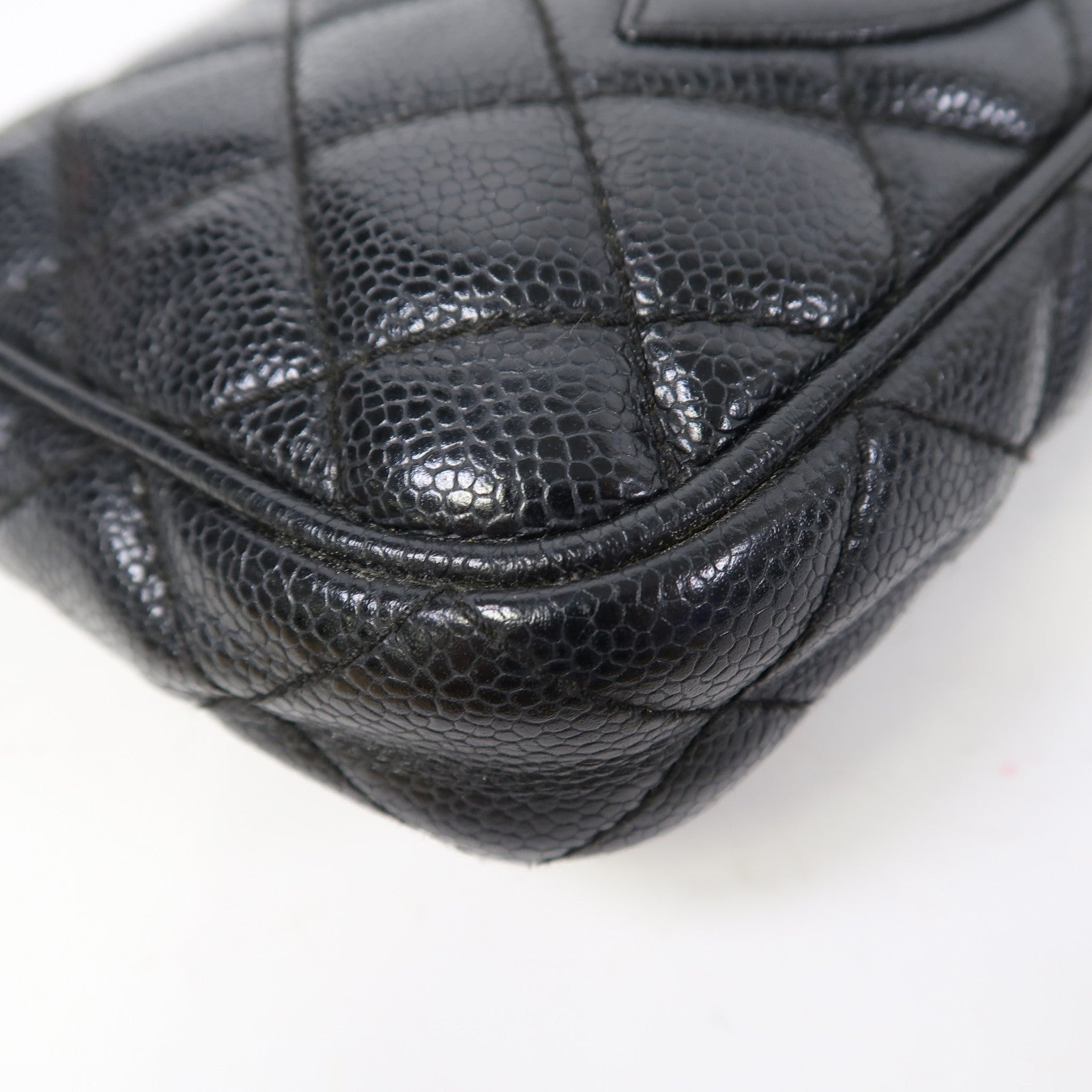 CHANEL 菱格Caviar皮革Vintage金扣鏈帶肩背袋黑色