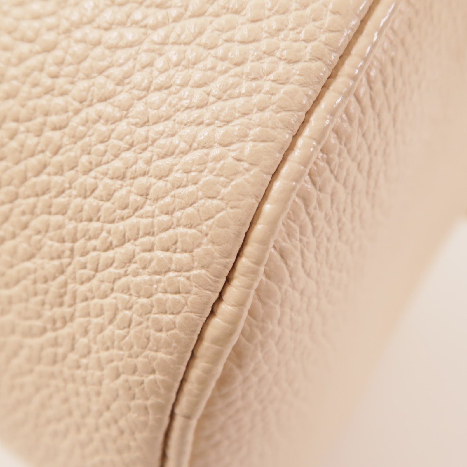 LOUIS VUITTON Monogram Empreinte Papillon BB金扣手挽肩背兩用袋