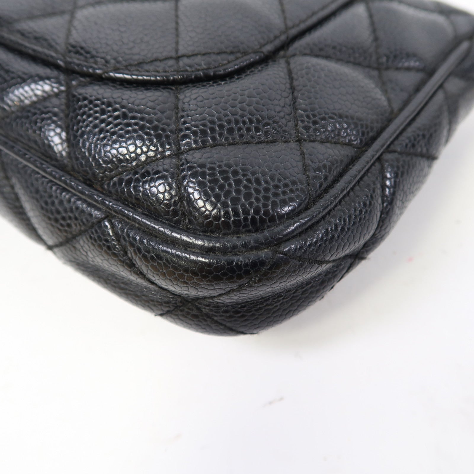 CHANEL 菱格Caviar皮革Vintage金扣鏈帶肩背袋黑色