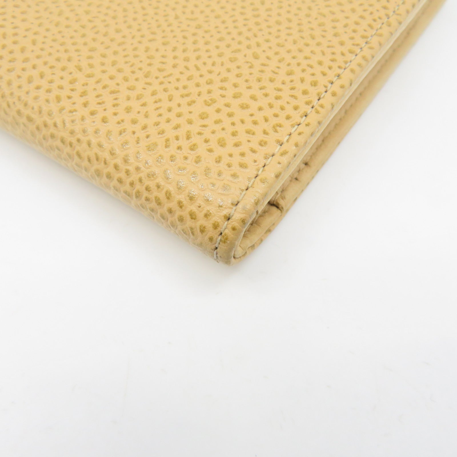 CHANEL Caviar Leather Long Wallet Gold Buckle Long Wallet Apricot