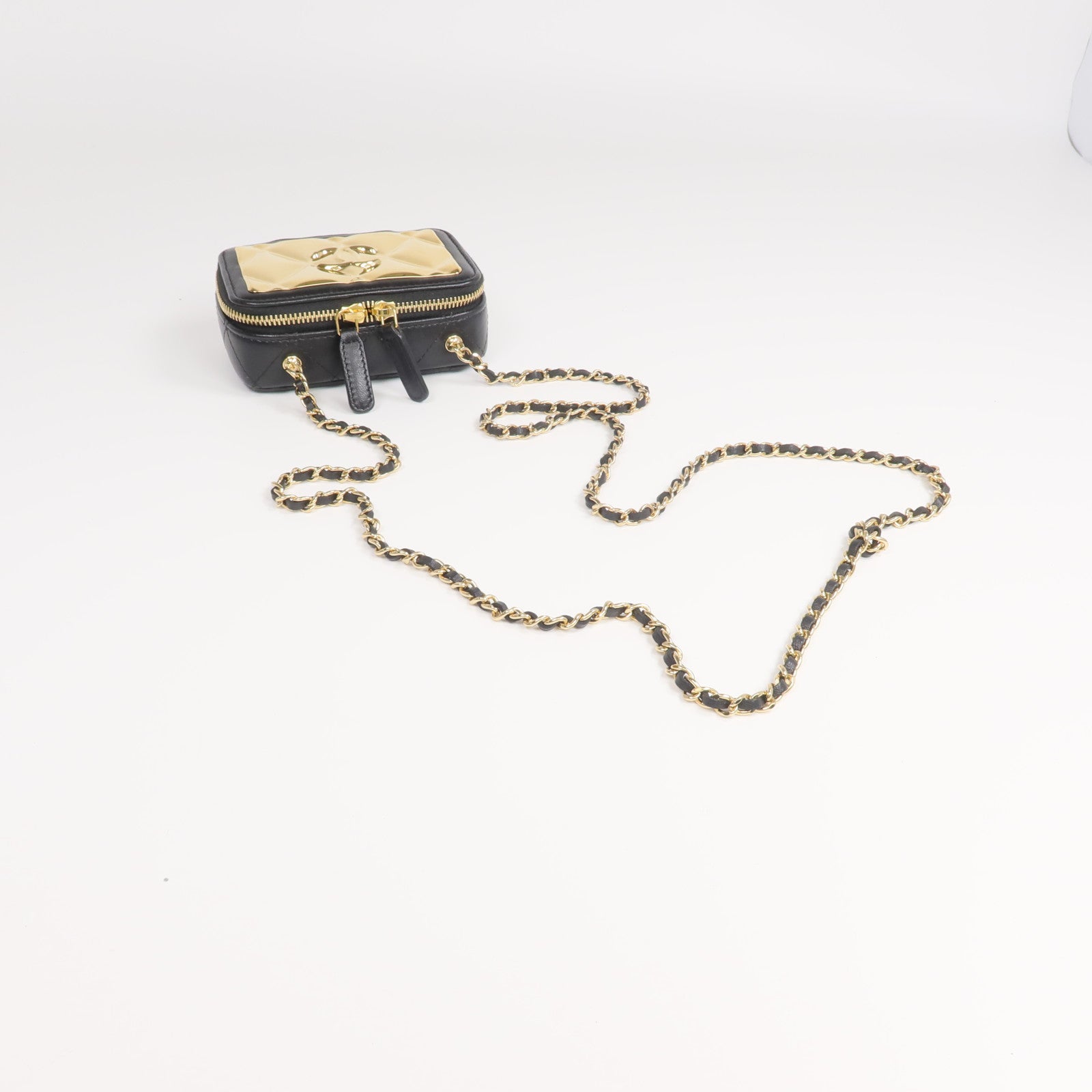 CHANEL 羊皮皮革Clutch with Chain金扣鏈帶肩背袋