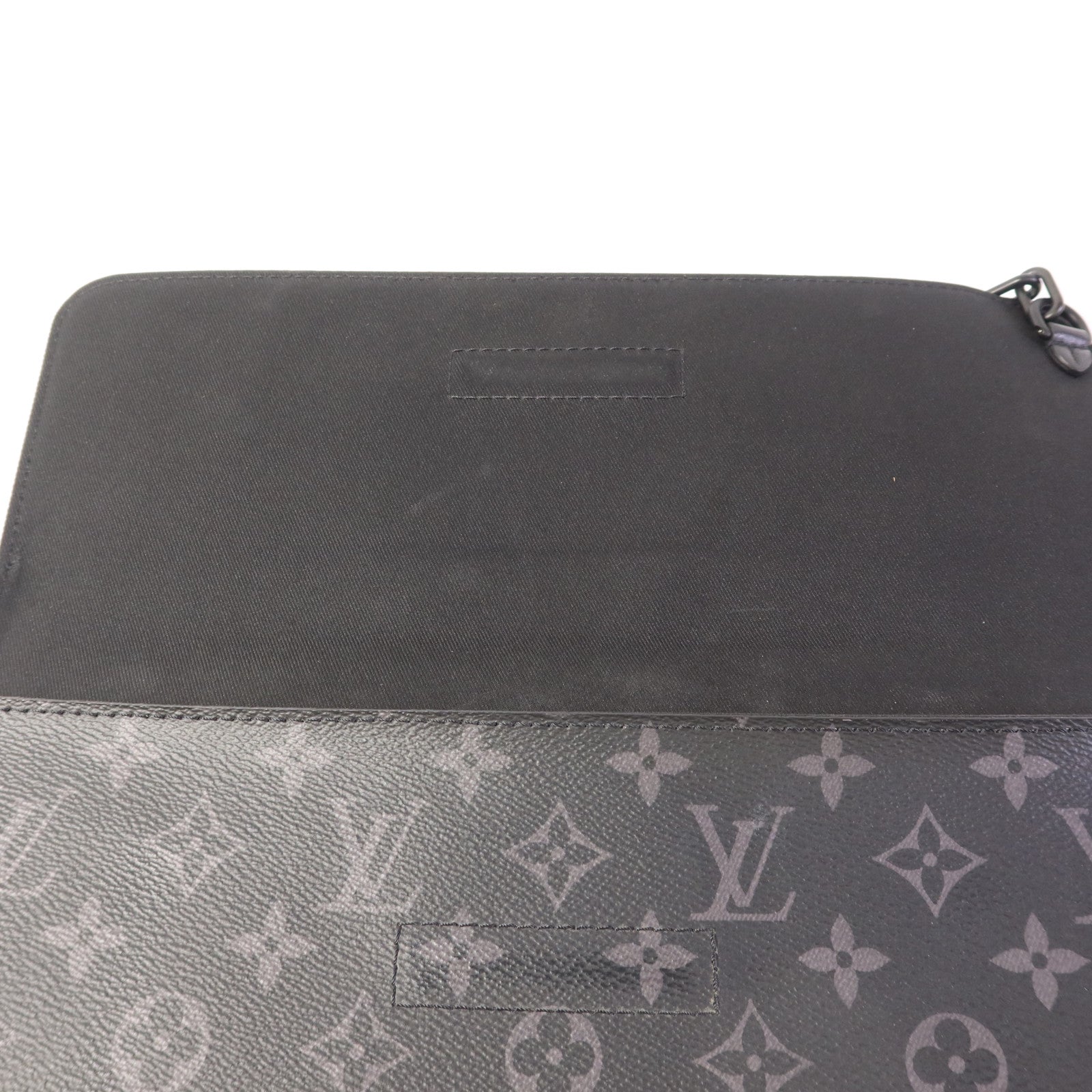 LOUIS VUITTON Monogram Eclipse Pochette Steamer手拿包