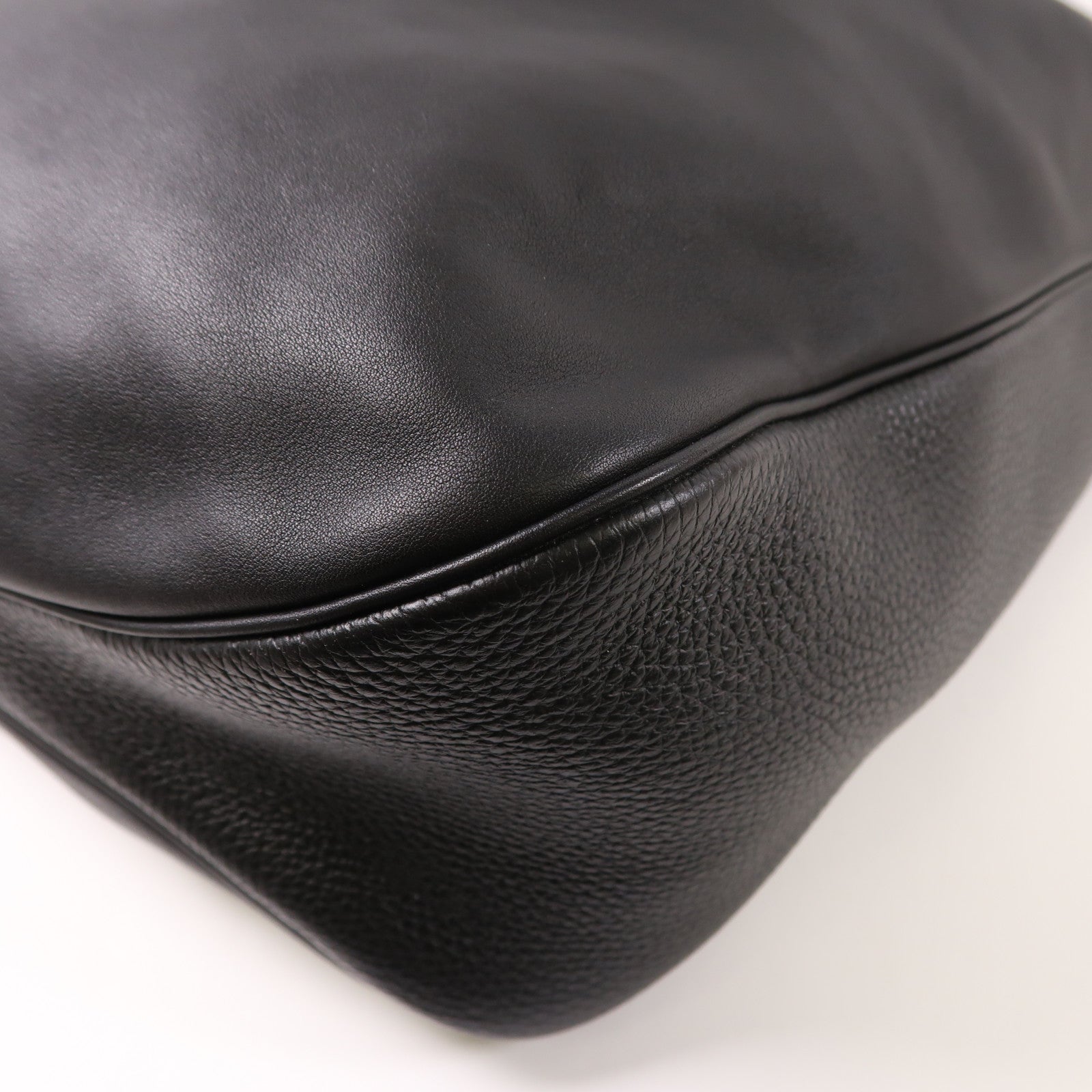 HERMES Clemence皮革Virevolte銀扣肩背袋Noir