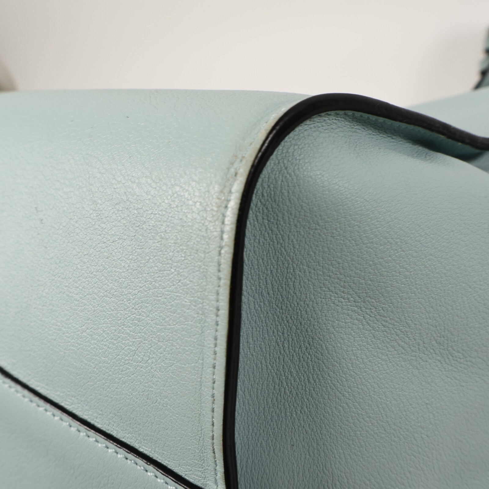 LOEWE 牛皮皮革Hammock Medium手挽肩背兩用袋