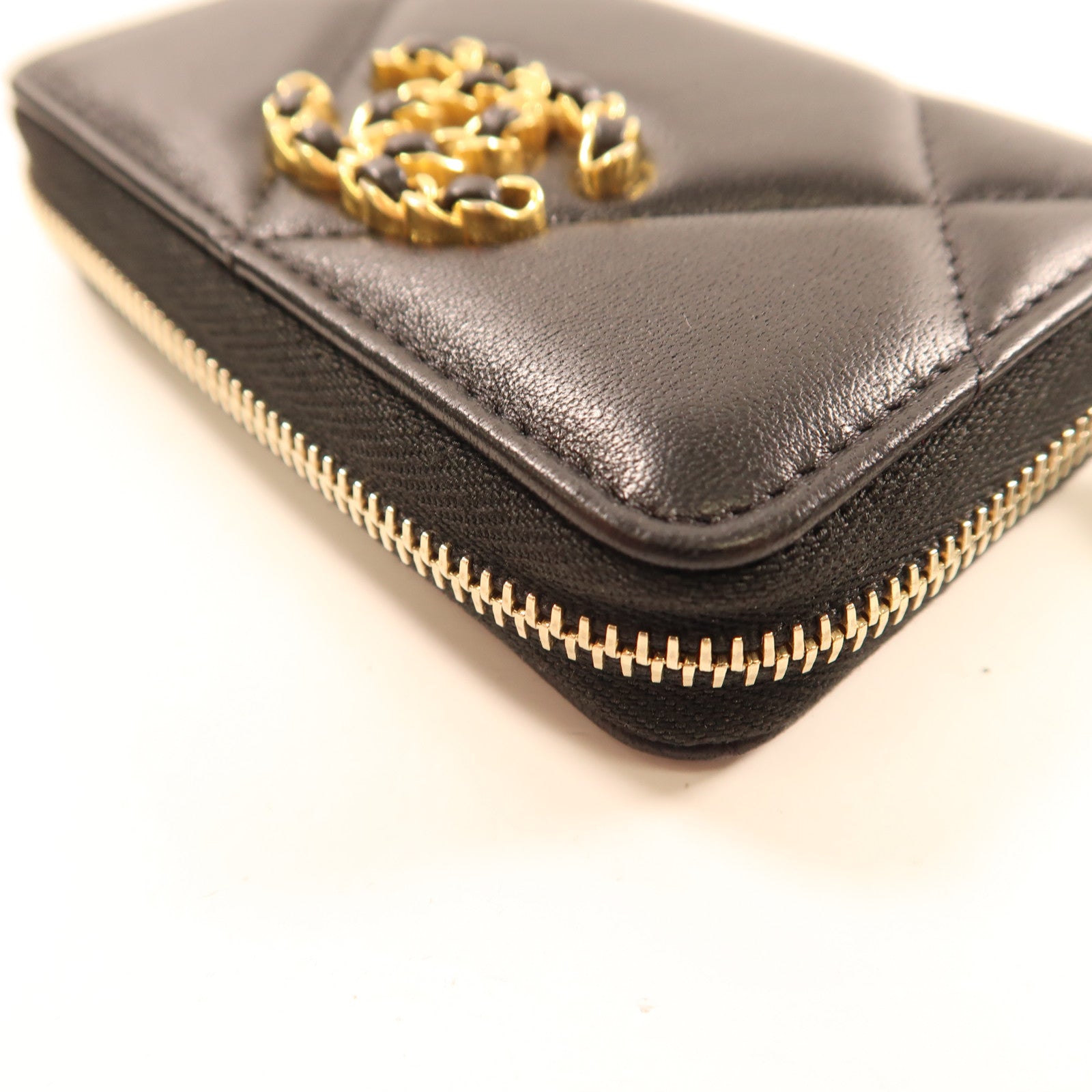 CHANEL 羊皮皮革Chanel 19 Card Case金扣卡片套