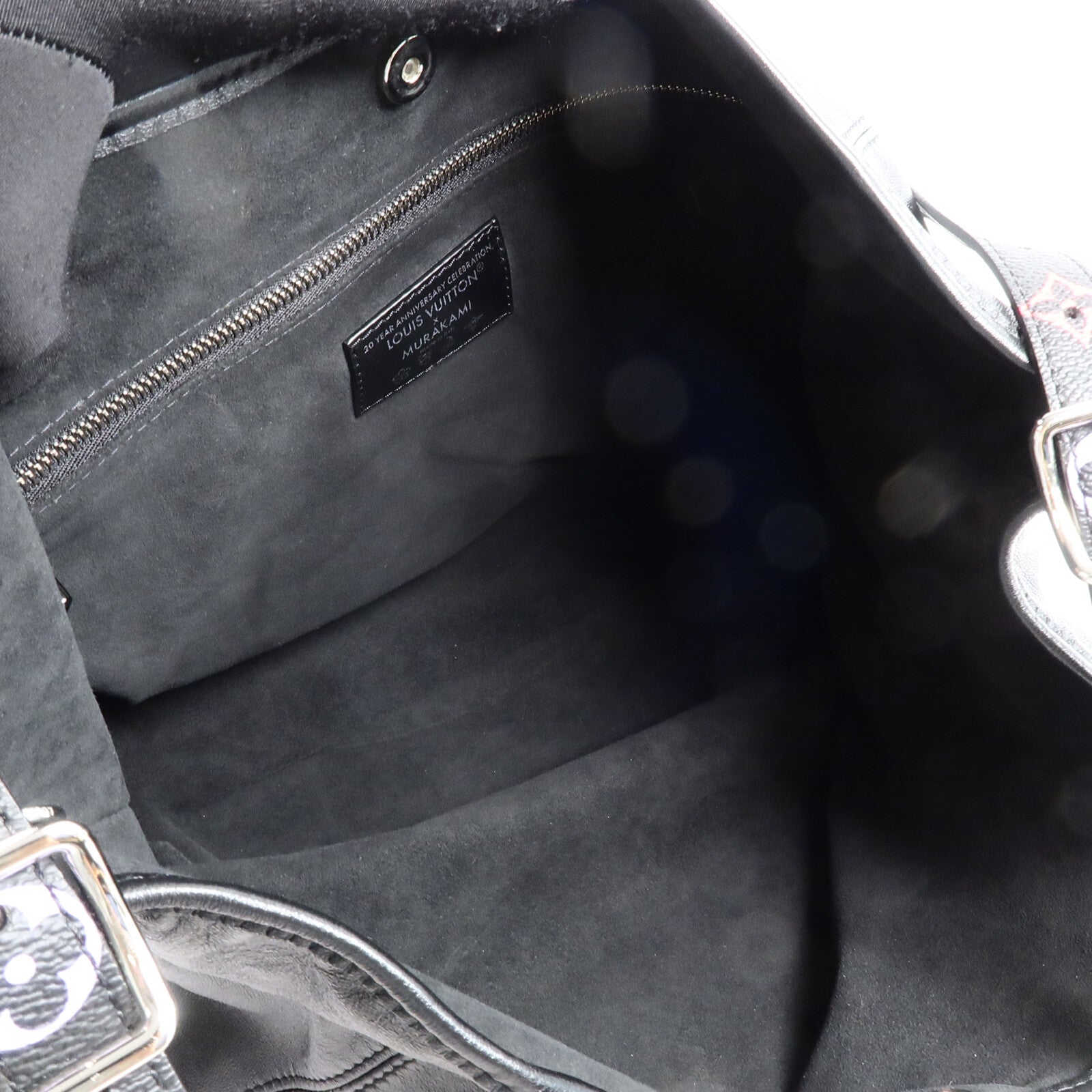 LOUIS VUITTON 羊皮皮革LVxTM Carryall Vibe MM肩背袋