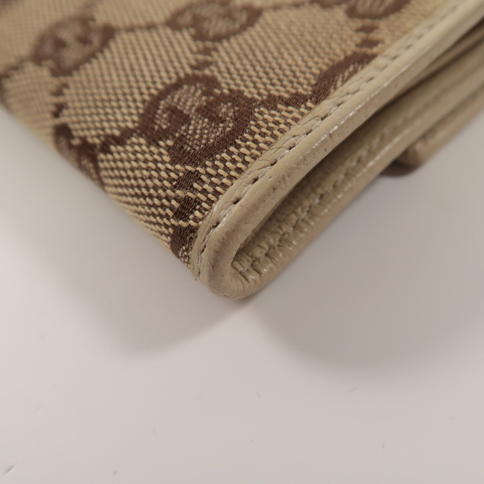 GUCCI 帆布Wallet金扣錢包白色