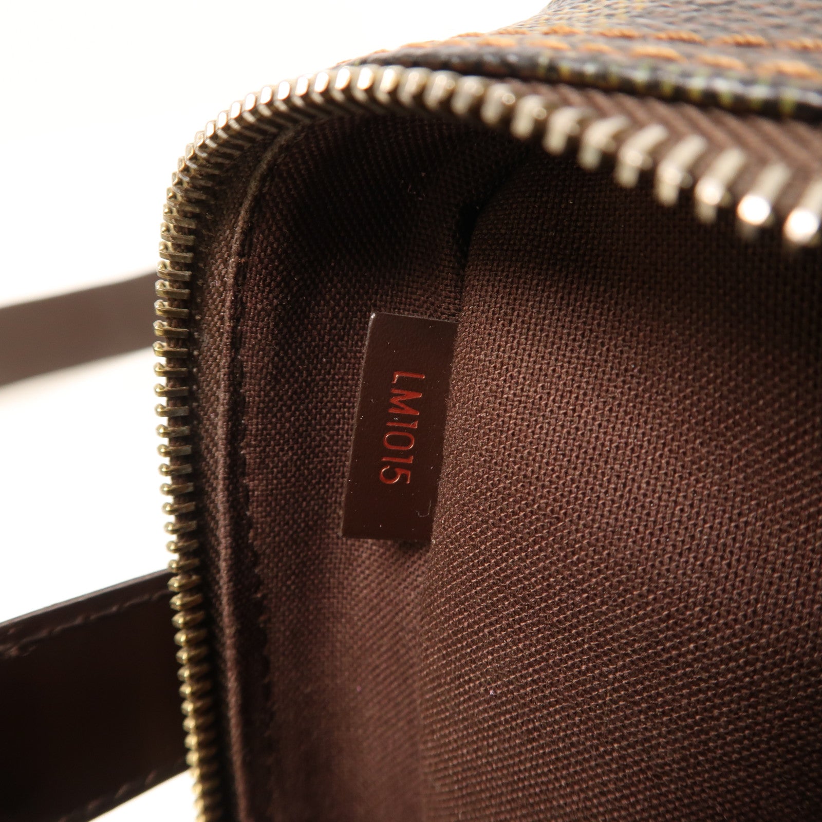LOUIS VUITTON Damier Olav PM金扣肩背袋啡色