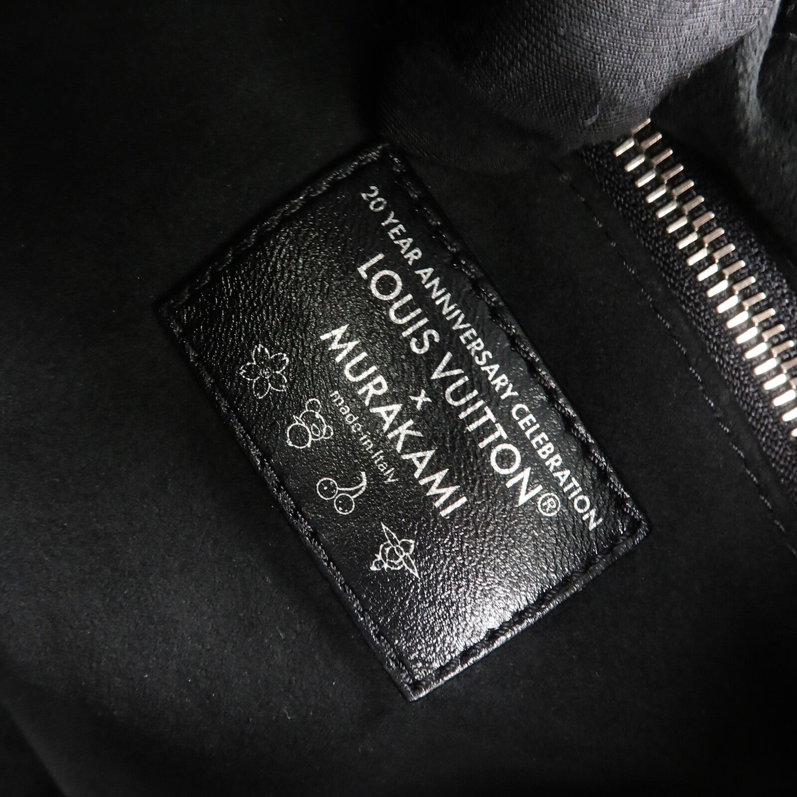 LOUIS VUITTON 羊皮皮革LVxTM Carryall Vibe MM肩背袋