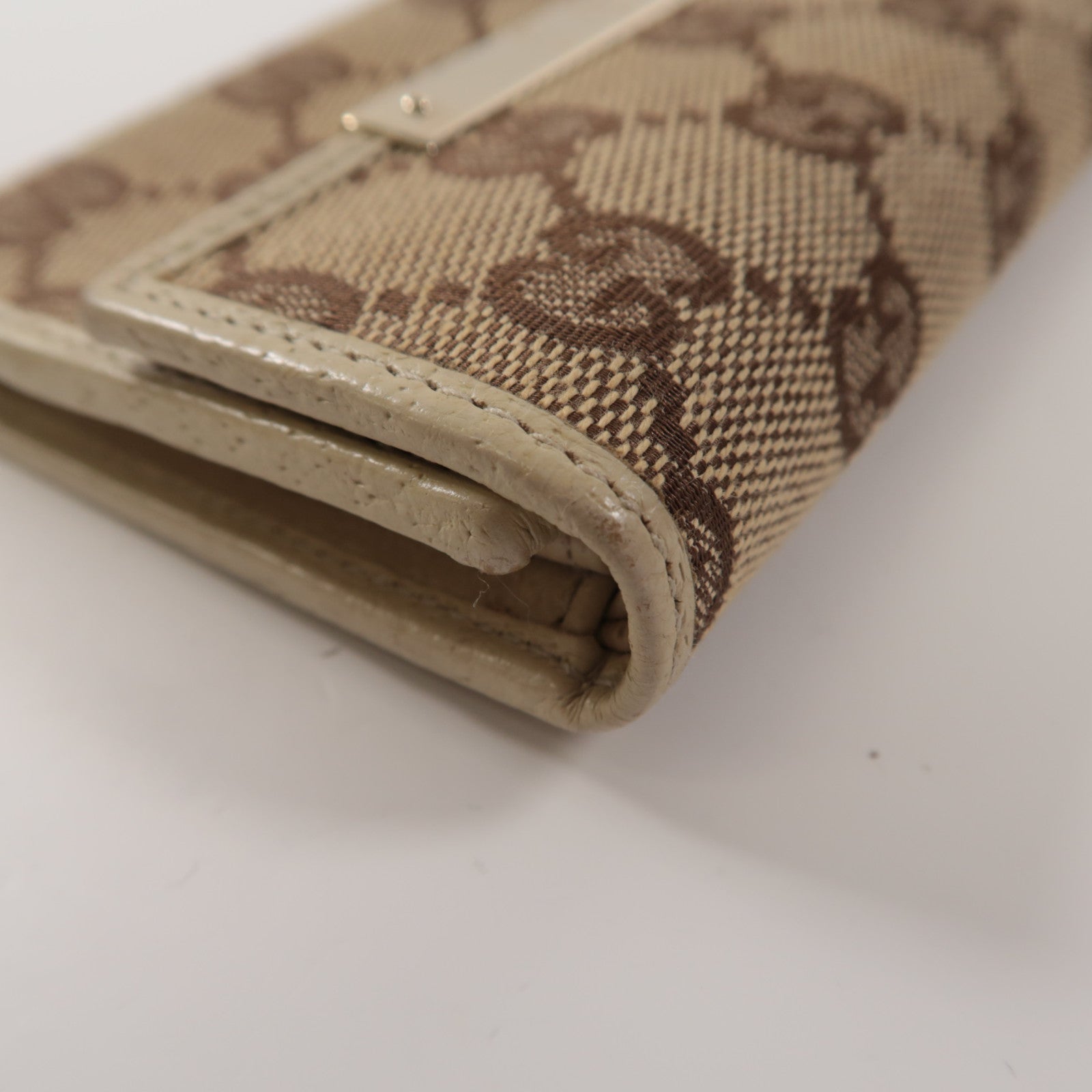 GUCCI 帆布Wallet金扣錢包白色