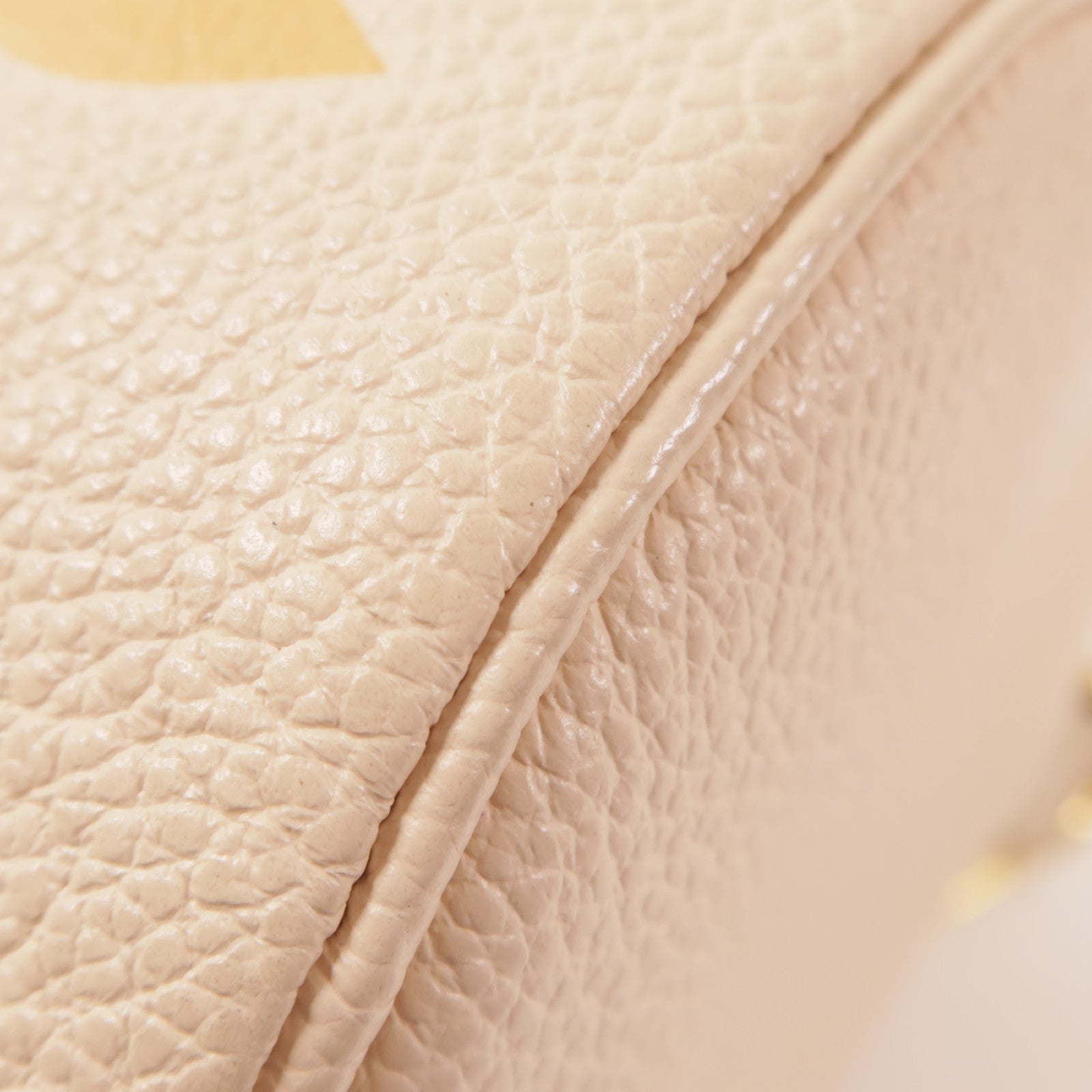 LOUIS VUITTON Monogram Empreinte Papillon BB金扣手挽肩背兩用袋