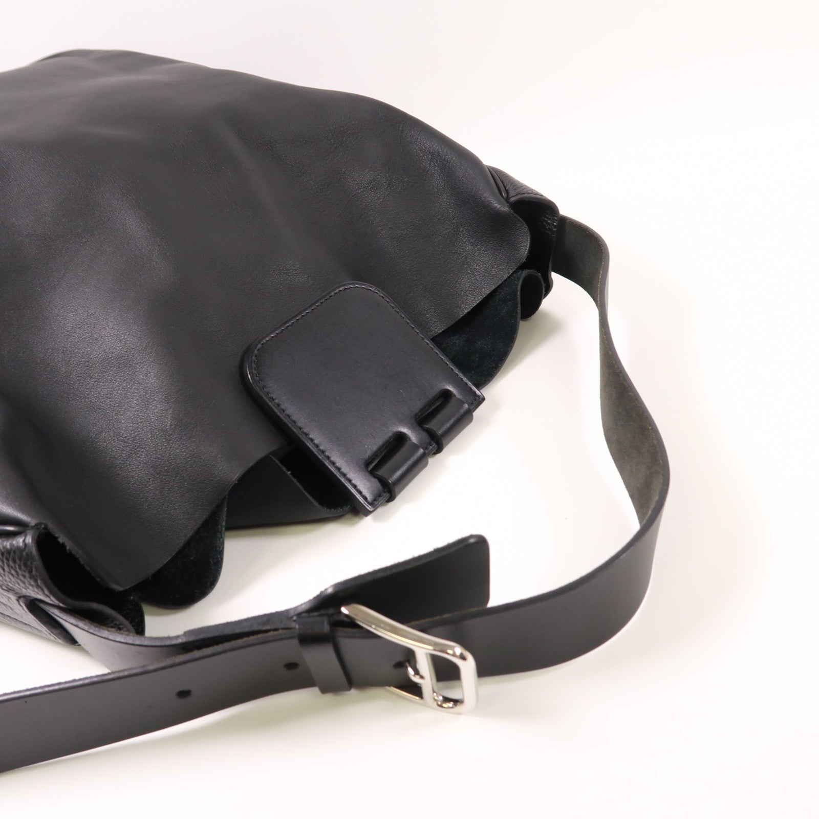 HERMES Clemence皮革Virevolte銀扣肩背袋Noir