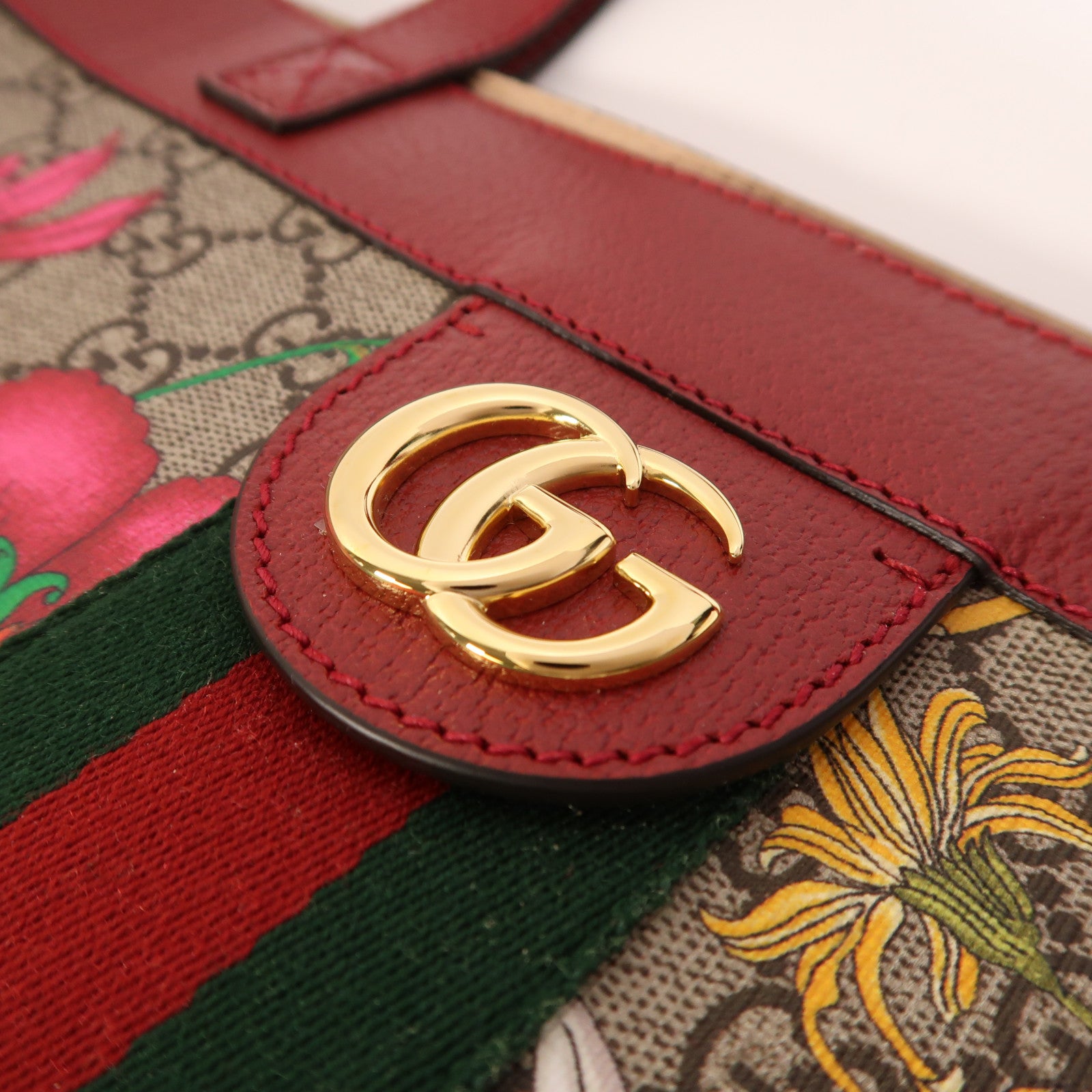 GUCCI 塗層帆布Shoulder Bag金扣肩背袋