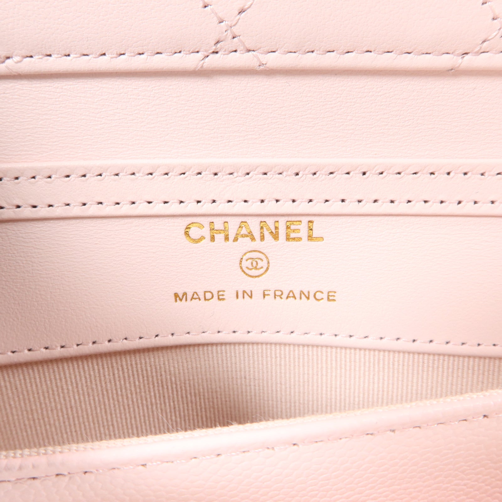 CHANEL 牛皮皮革WOC Wallet On Chain鏈帶肩背袋