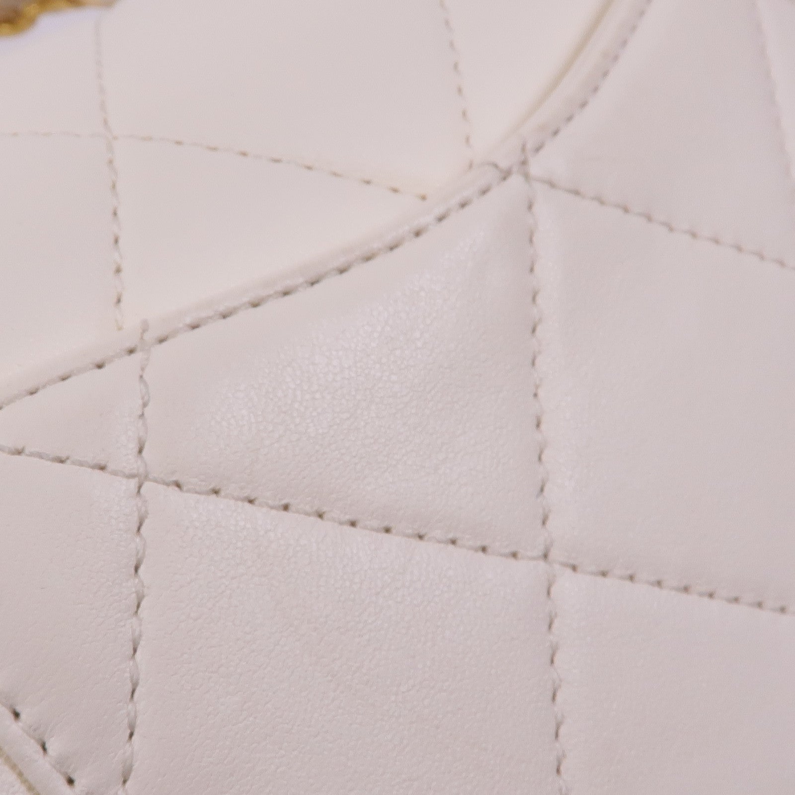 CHANEL 牛皮皮革Chain Shoulder Bag銀扣鏈帶肩背袋