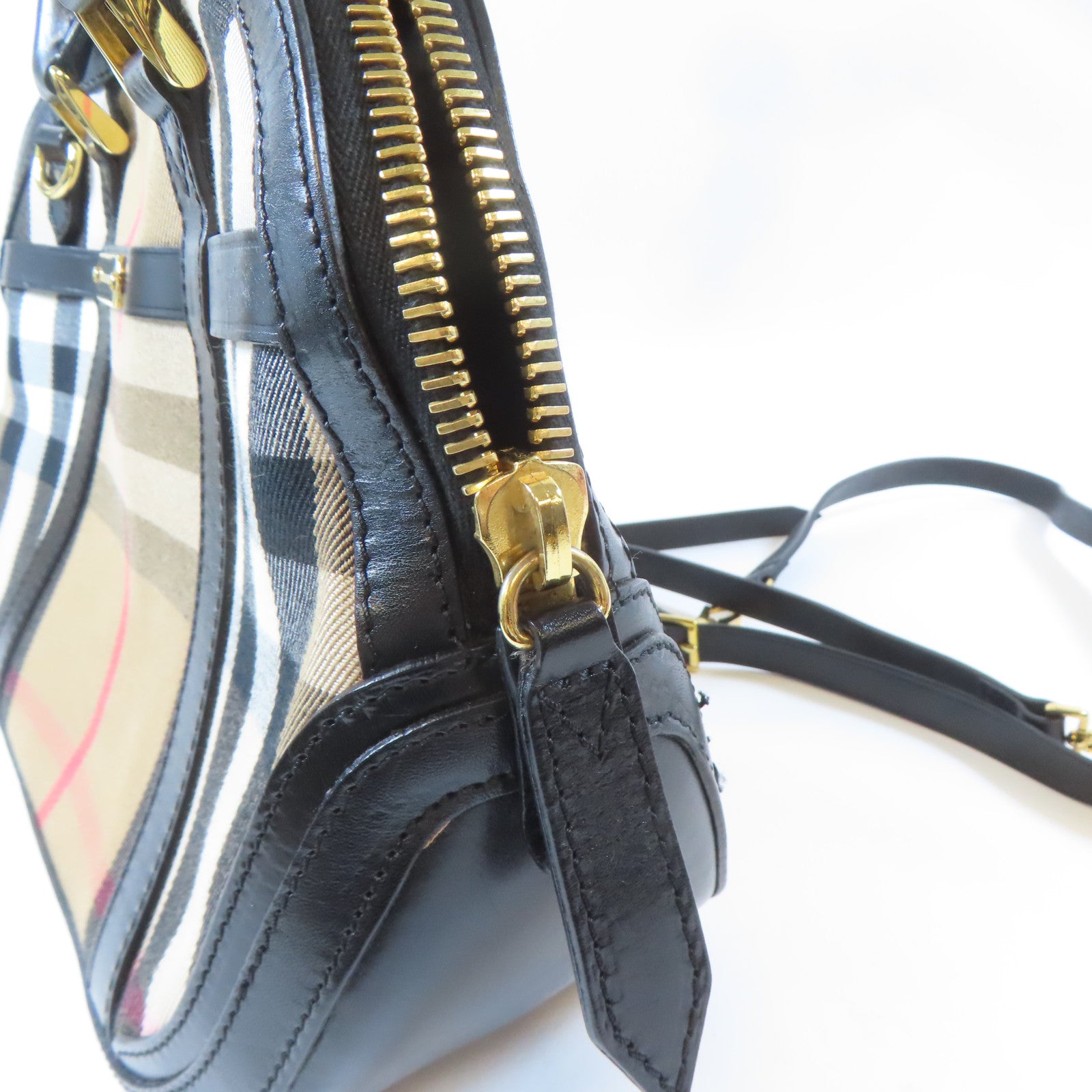 BURBERRY 帆布Shoulder Bag金扣肩背袋啡色