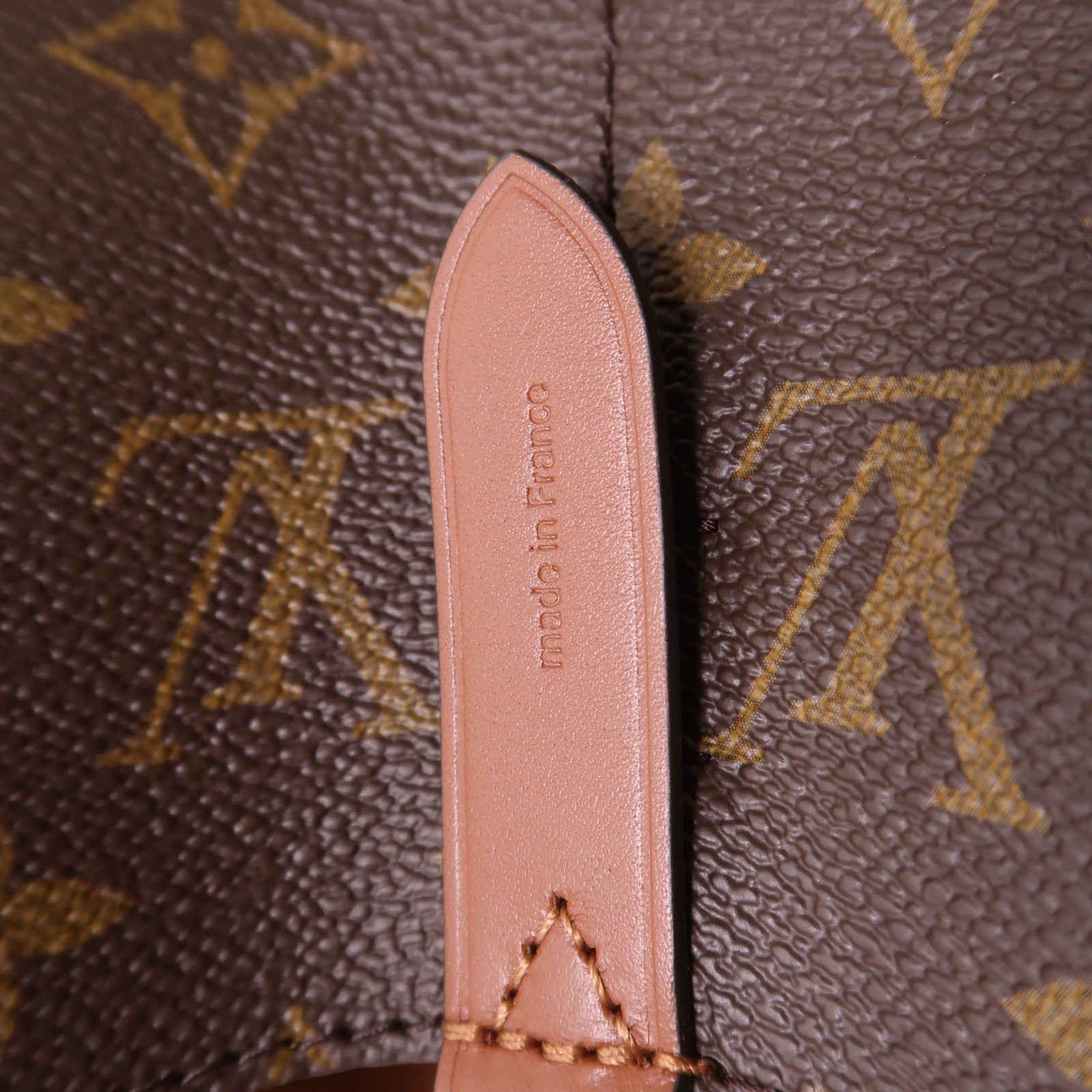 LOUIS VUITTON Monogram NeoNoe MM金扣肩背袋棕色