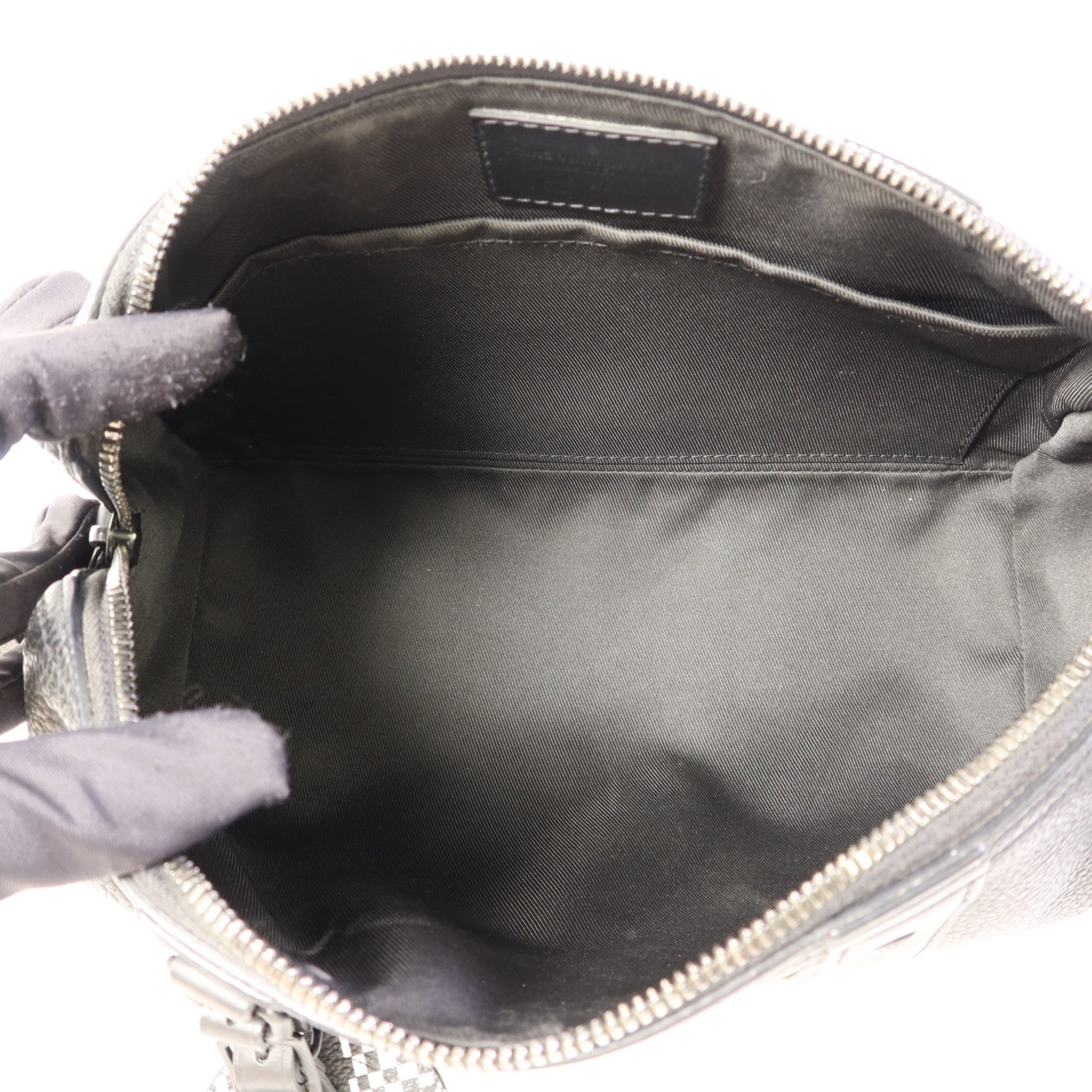 LOUIS VUITTON 牛皮皮革City Keepall 25肩背袋