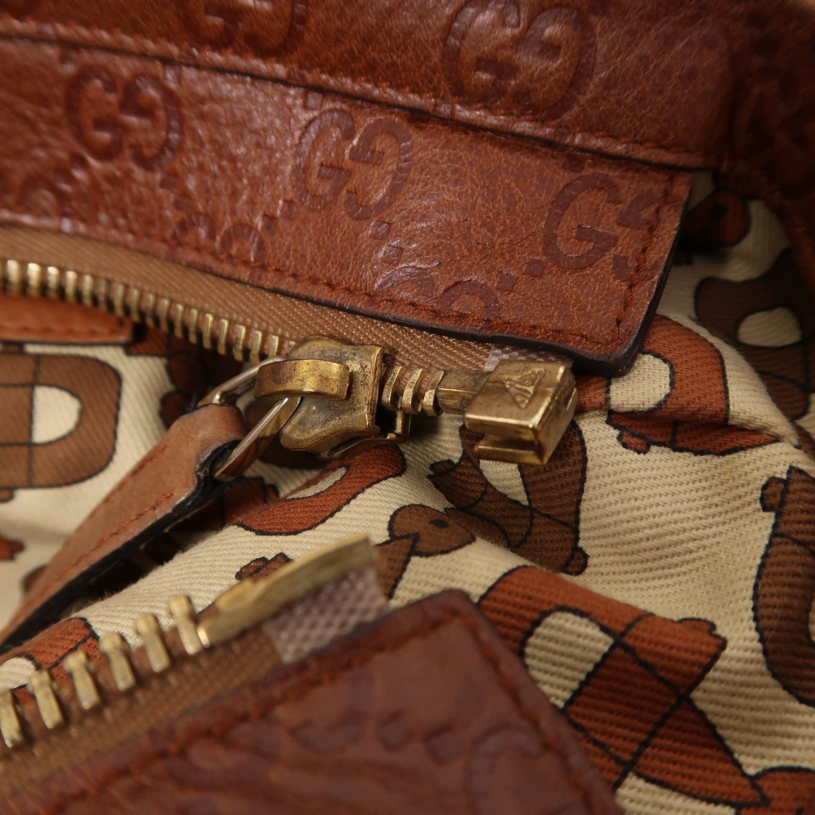 GUCCI 牛皮皮革Shoulder Bag金扣肩背袋