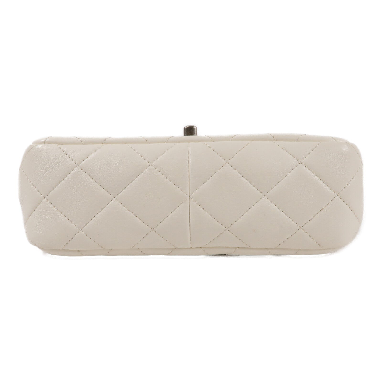 CHANEL 羊皮皮革Pearl Hairpin Badge Bag鏈帶肩背袋
