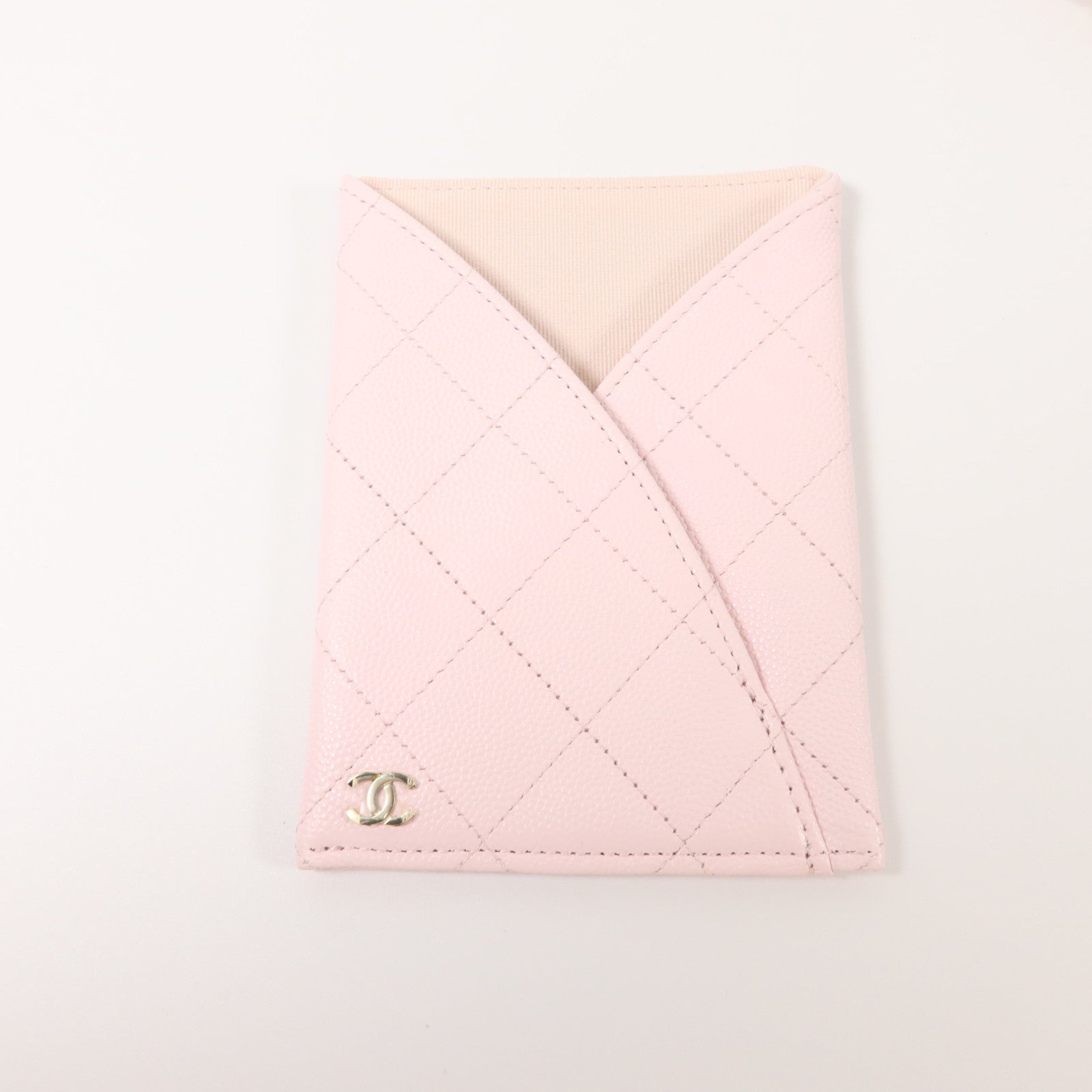 CHANEL 牛皮皮革WOC Wallet On Chain鏈帶肩背袋