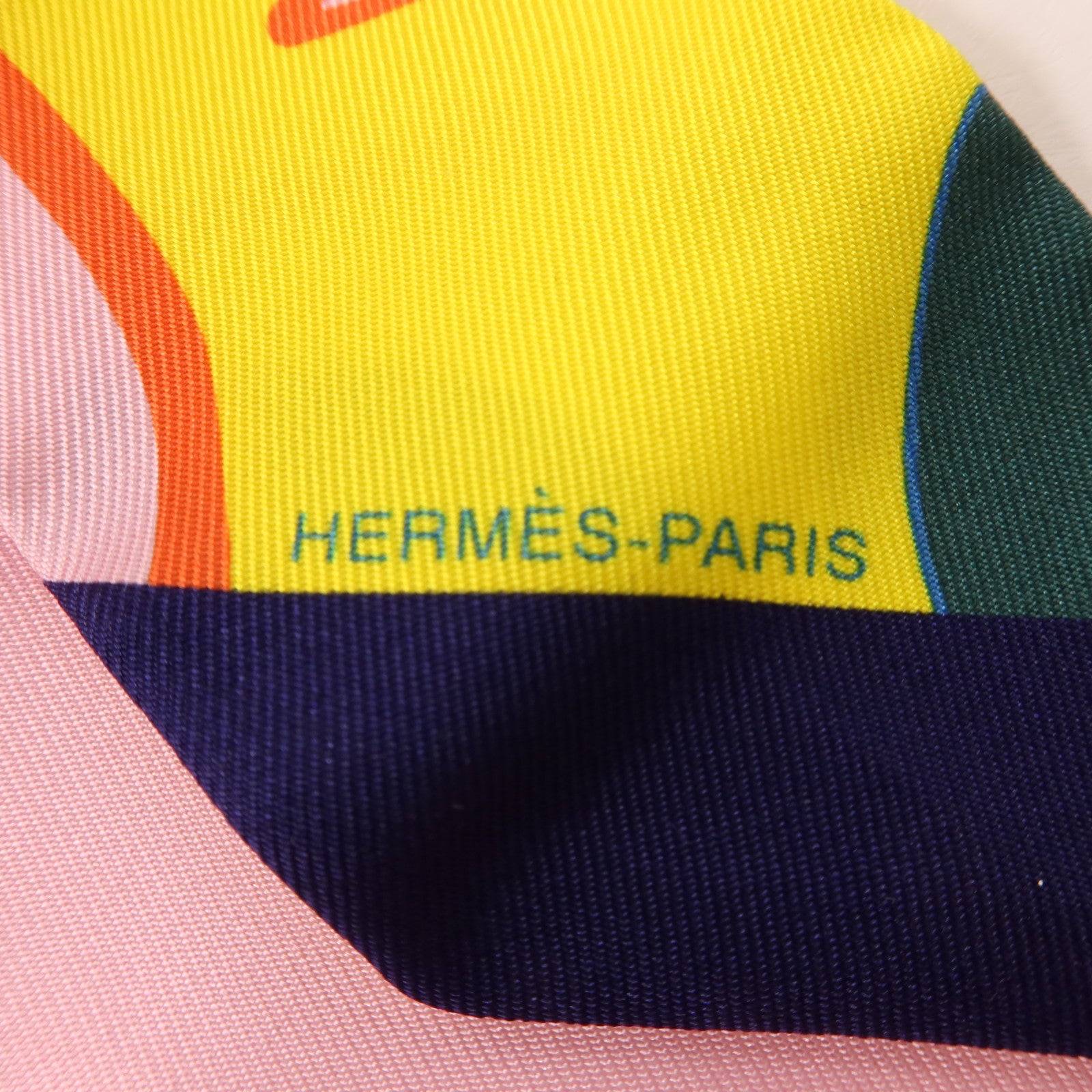 HERMES 絲質Twilly絲巾