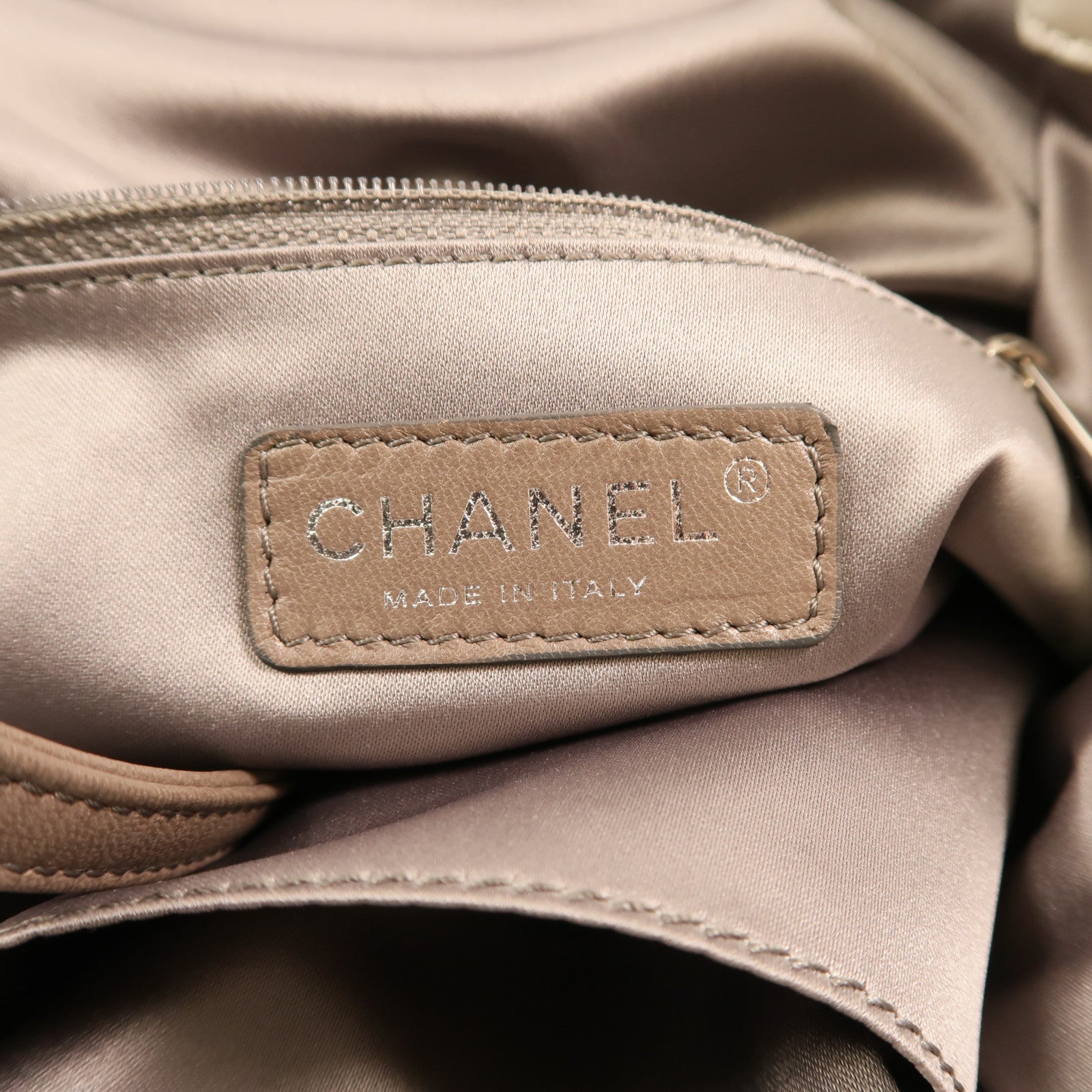 CHANEL PVC/羊毛Vinyl Mohair CC Bonbons Tote銀扣鏈帶肩背袋