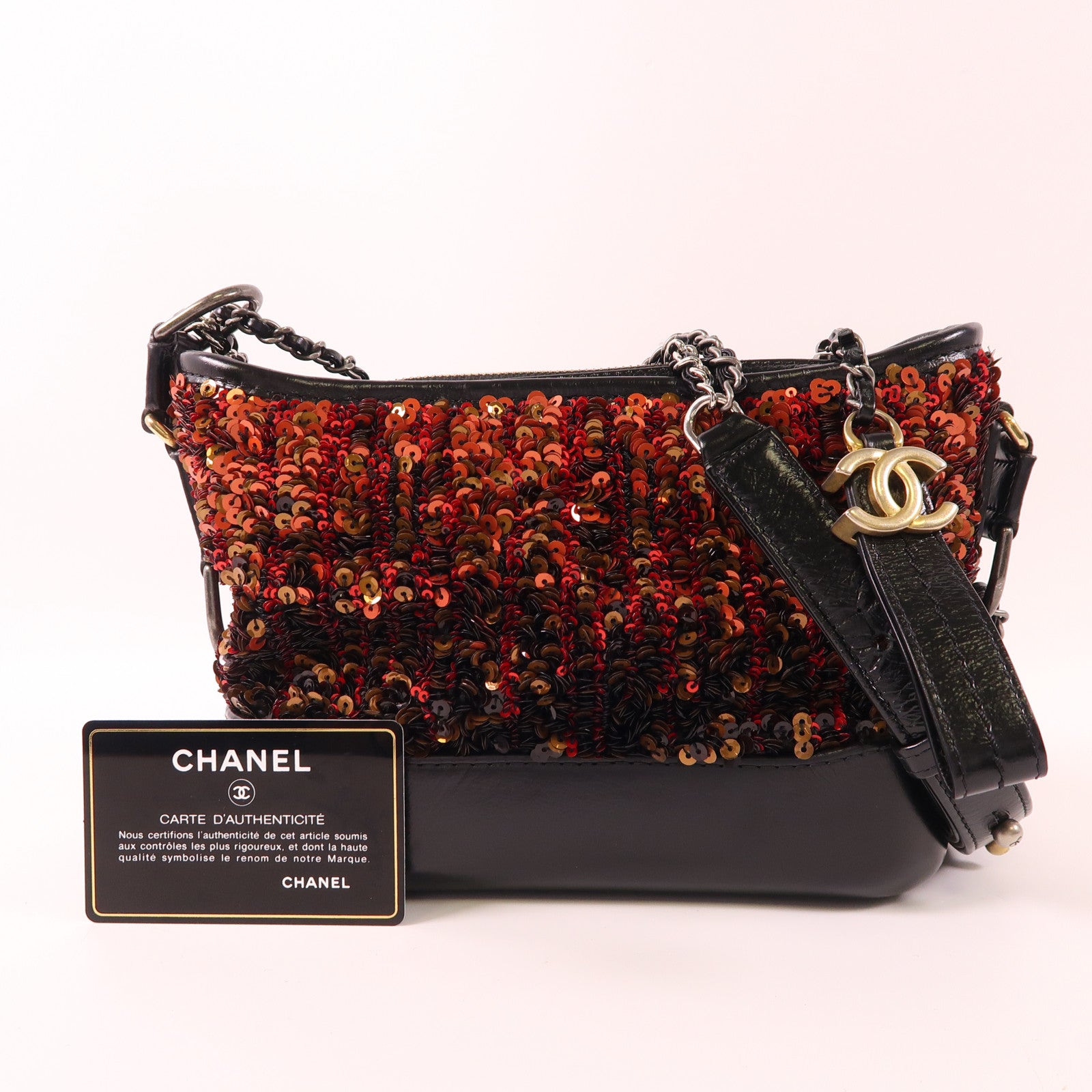 CHANEL 珠片/牛皮皮革Gabrielle Small鏈帶肩背袋