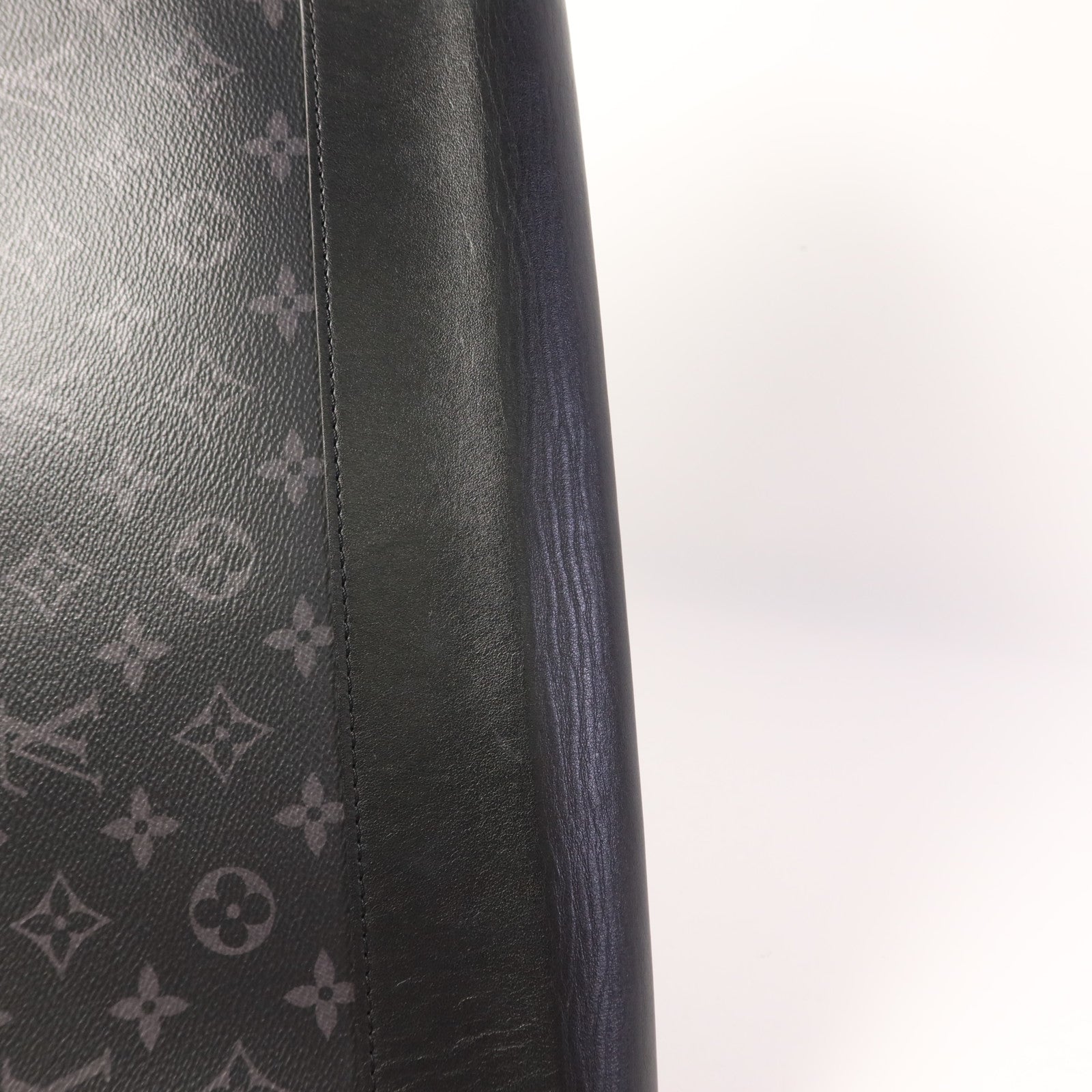 LOUIS VUITTON Monogram Eclipse Pochette Steamer手拿包