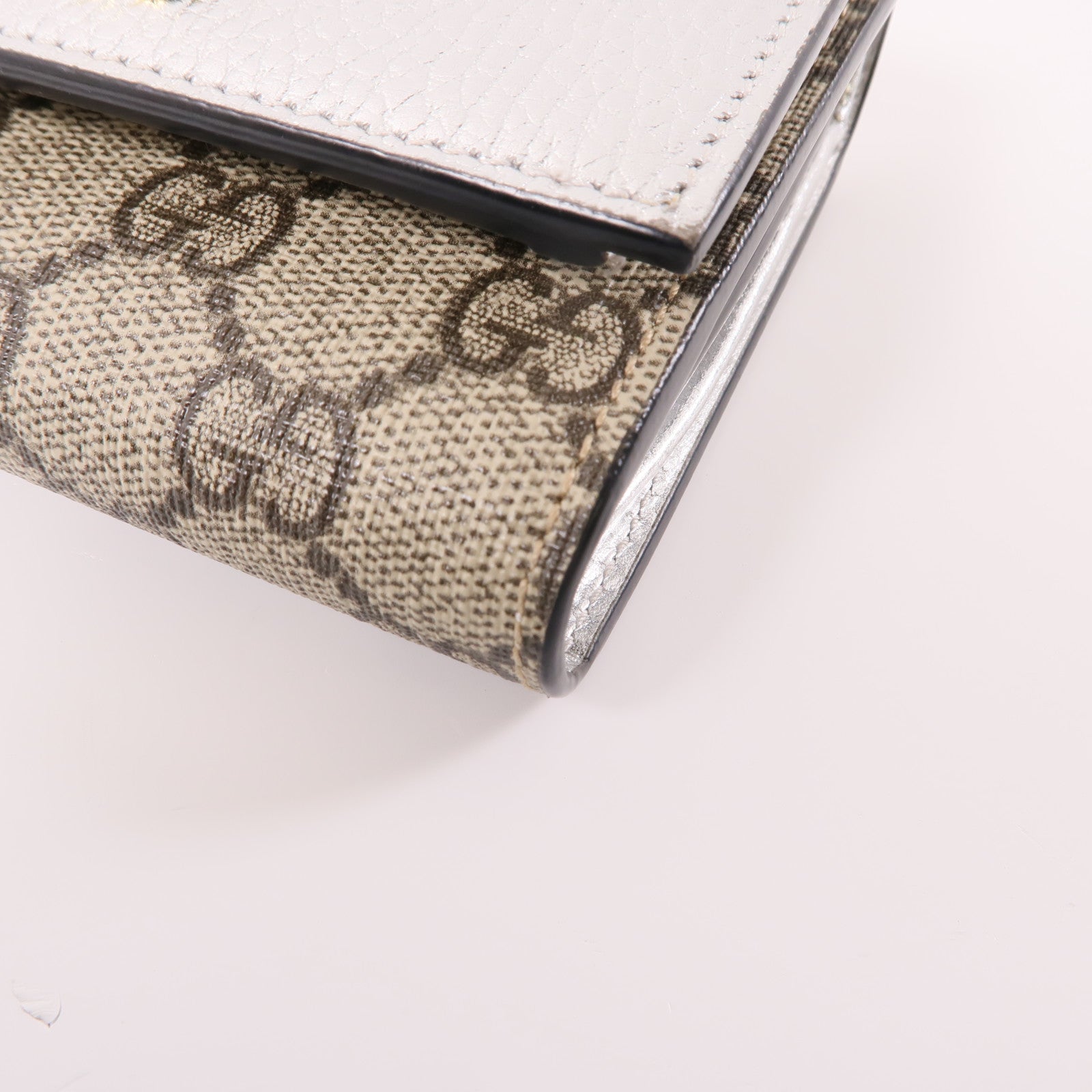 GUCCI 塗層帆布GG Marmont Wallet金扣錢包棕色/銀色