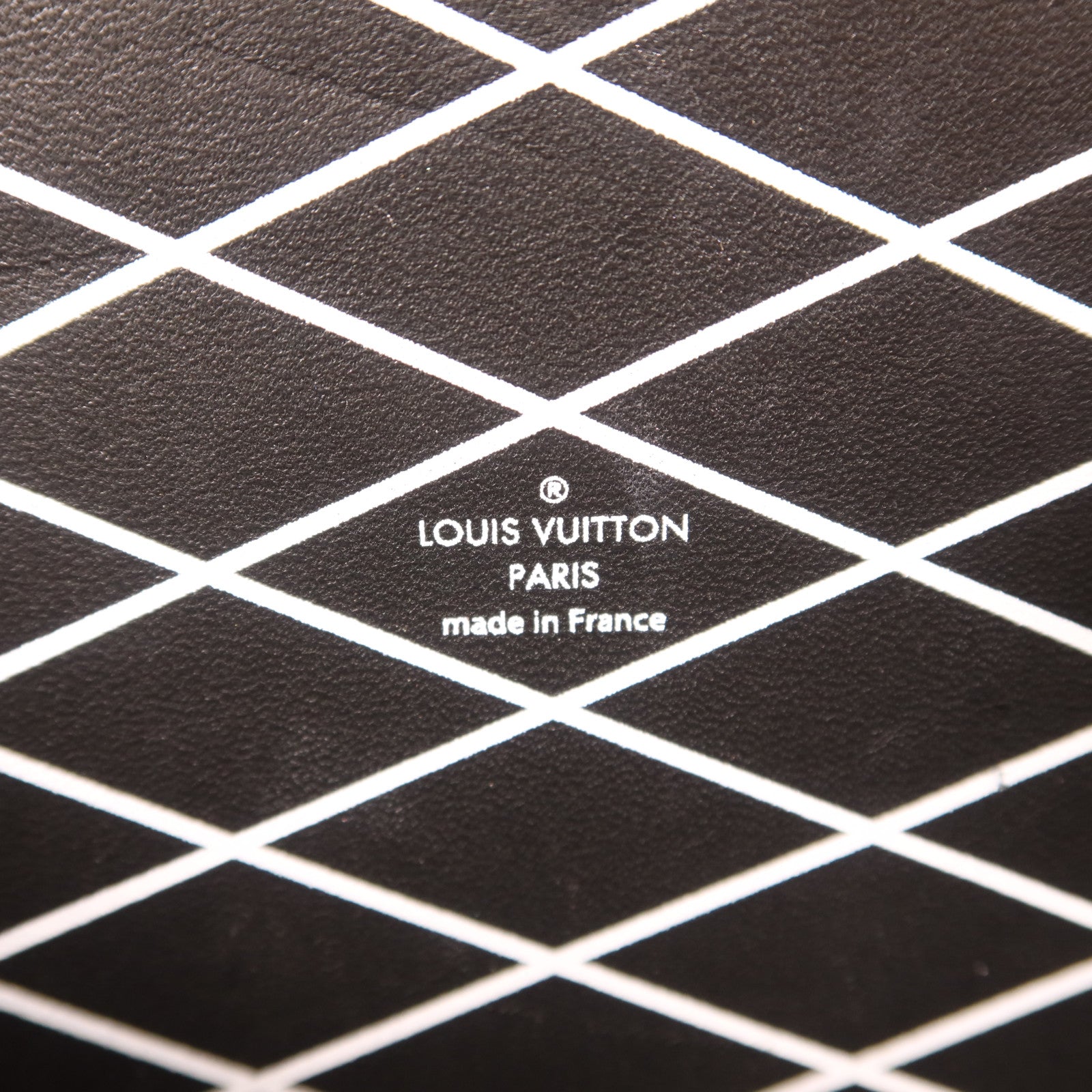 LOUIS VUITTON Epi Petite Malle Pink Chain Flower銀扣肩背袋