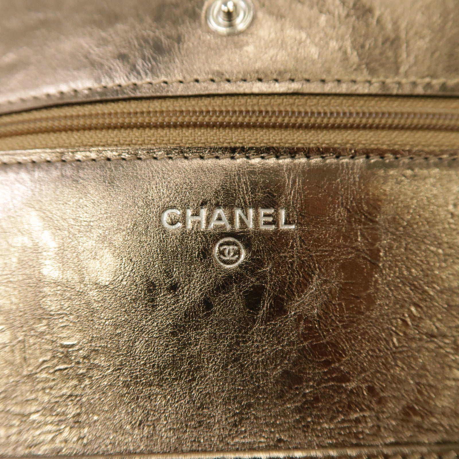 CHANEL 菱格皮革2.55 Wallet On Chain銀扣鏈帶肩背袋金色