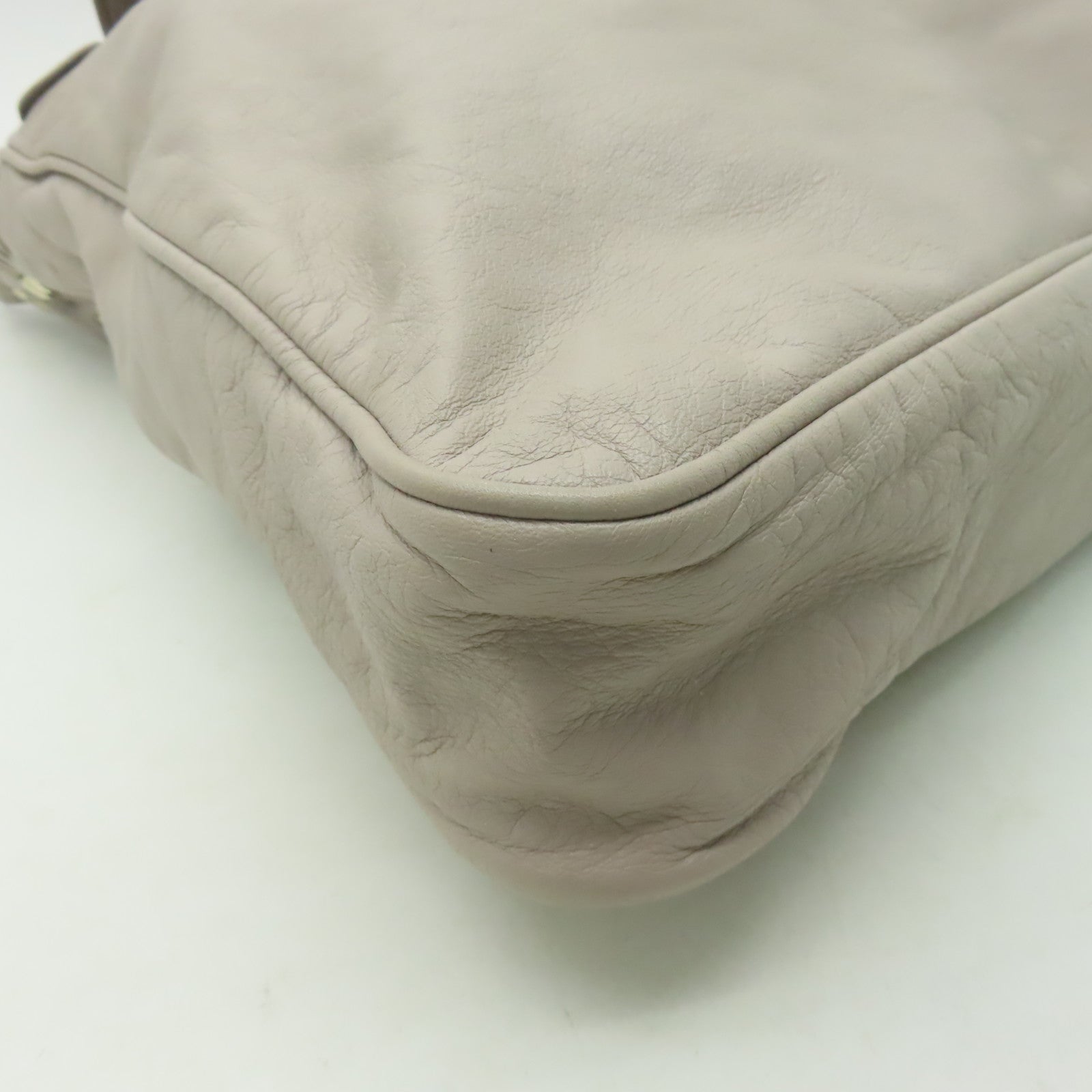 MARC BY MARC JACOBS 【激減優惠】牛皮皮革2 Way Bag金扣手挽肩背兩用袋灰色