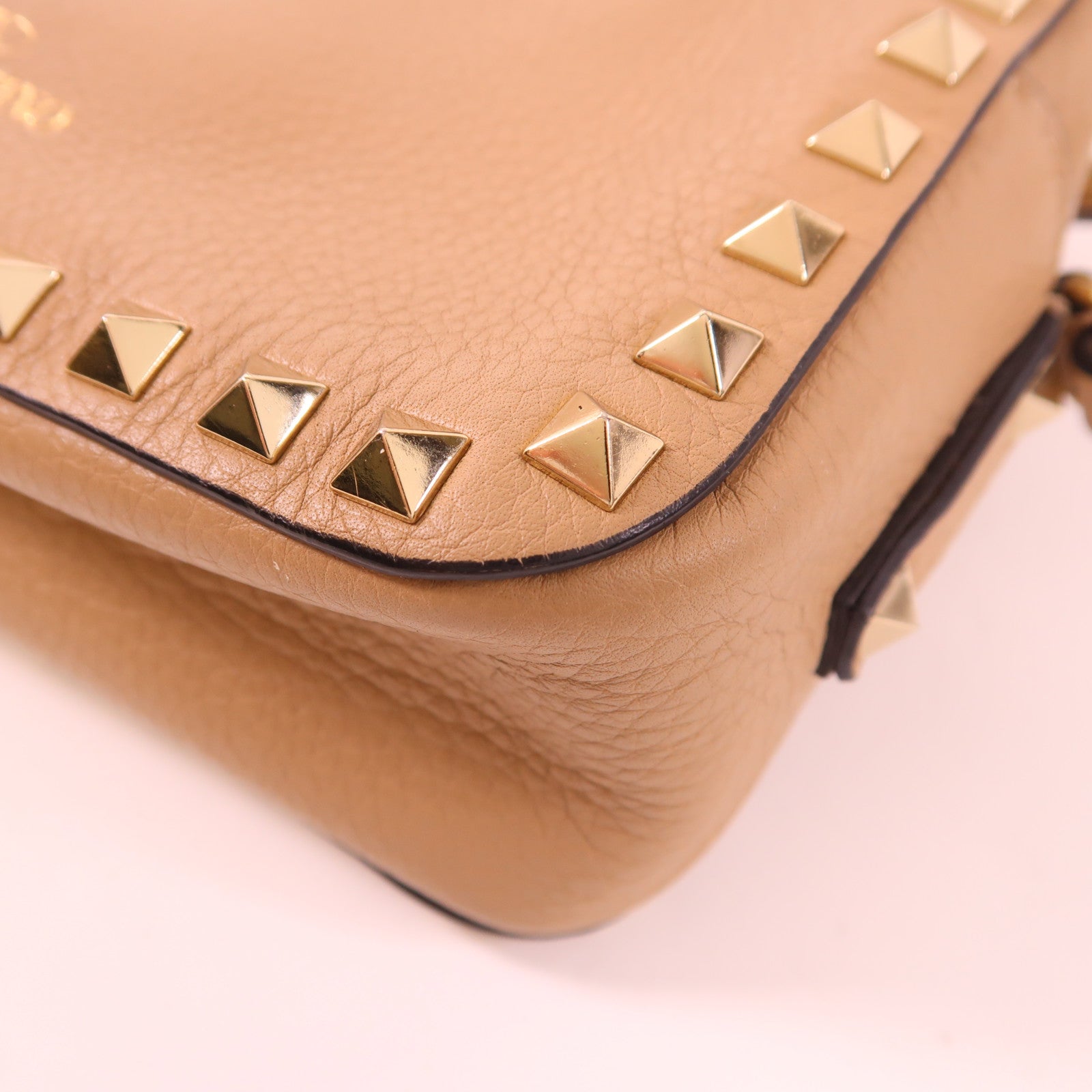 Valentino 牛皮皮革Shoulder Bag金扣肩背袋