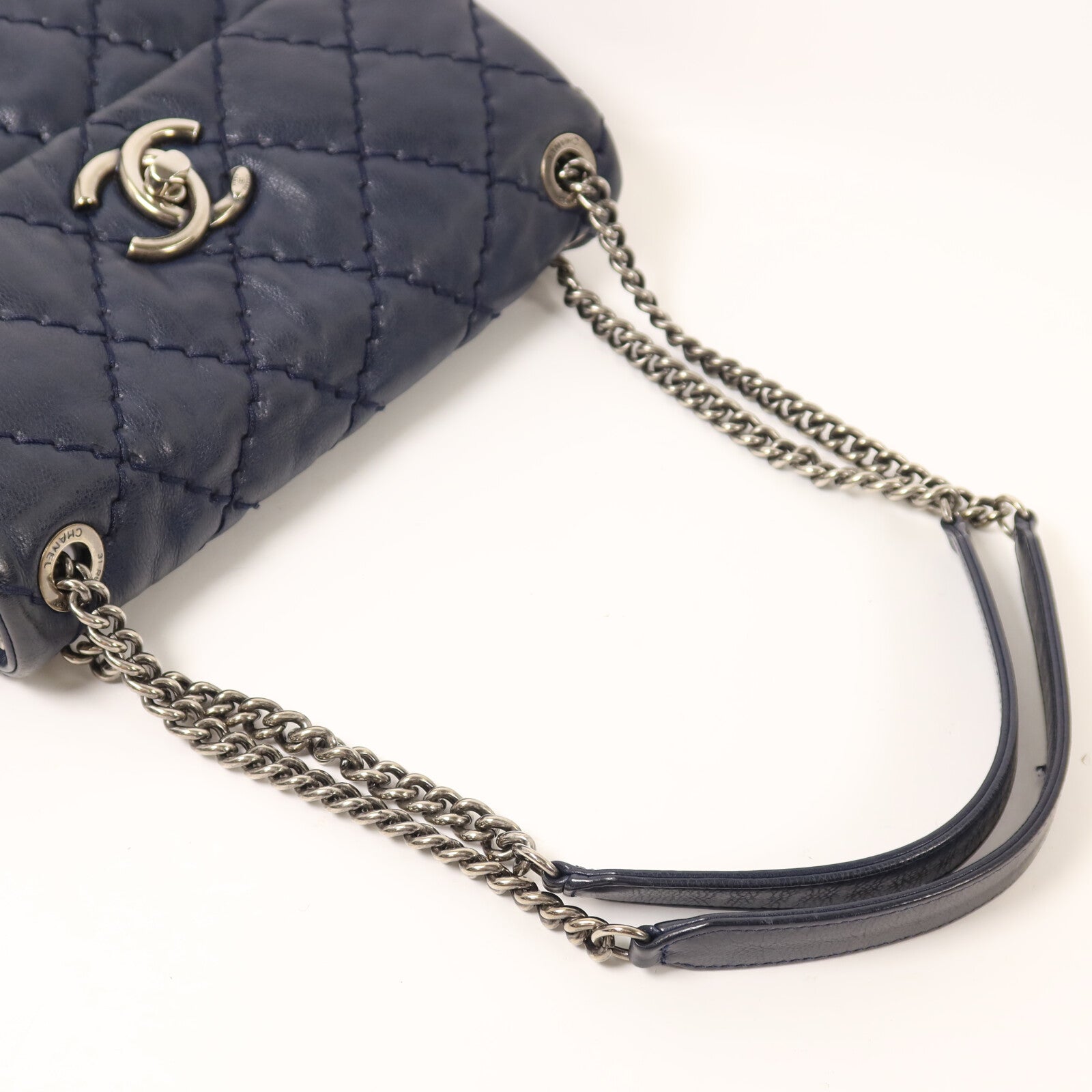 CHANEL 牛皮皮革Classic Flap鏈帶手挽肩背兩用袋