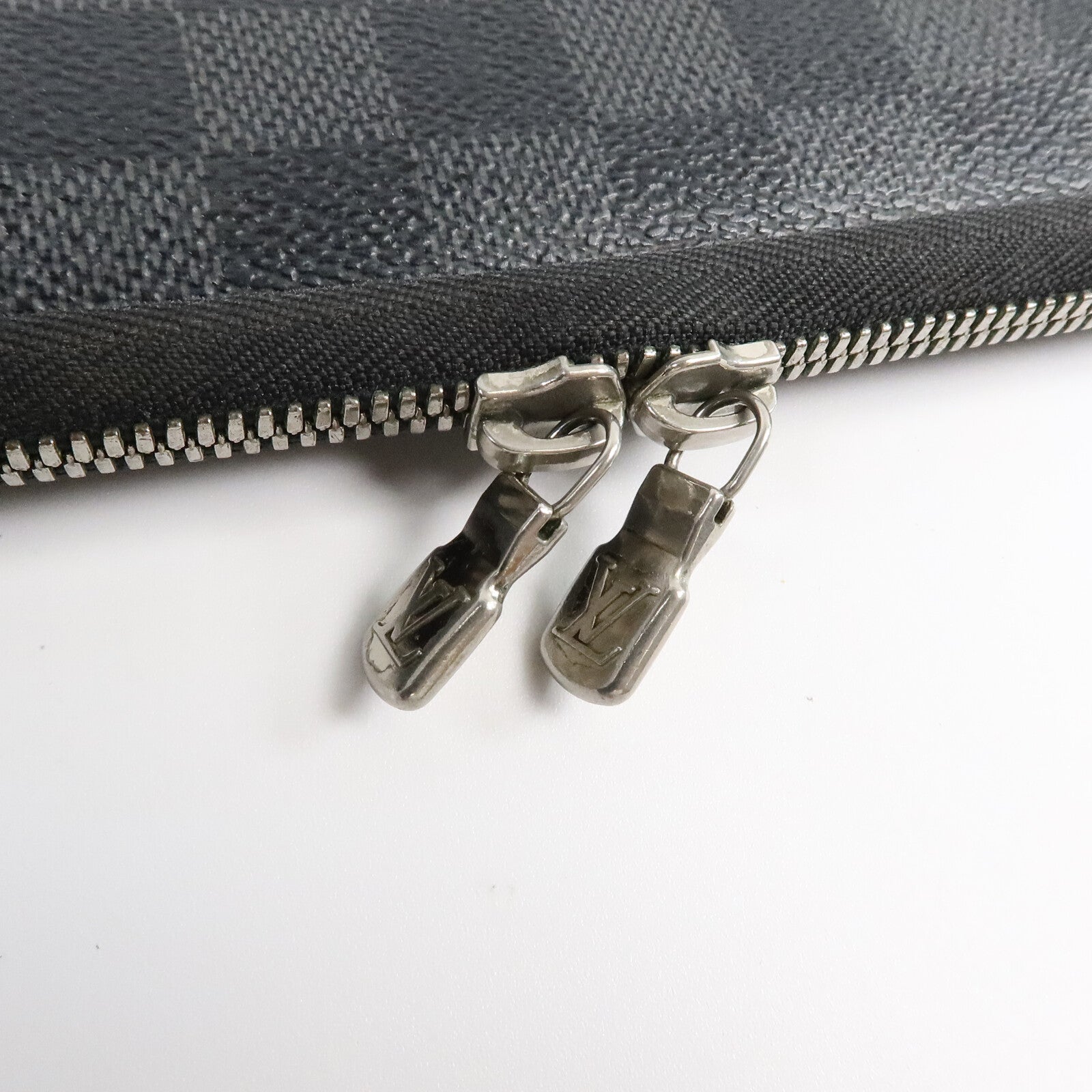 LOUIS VUITTON Damier Graphite Laptop Sleeve電腦袋