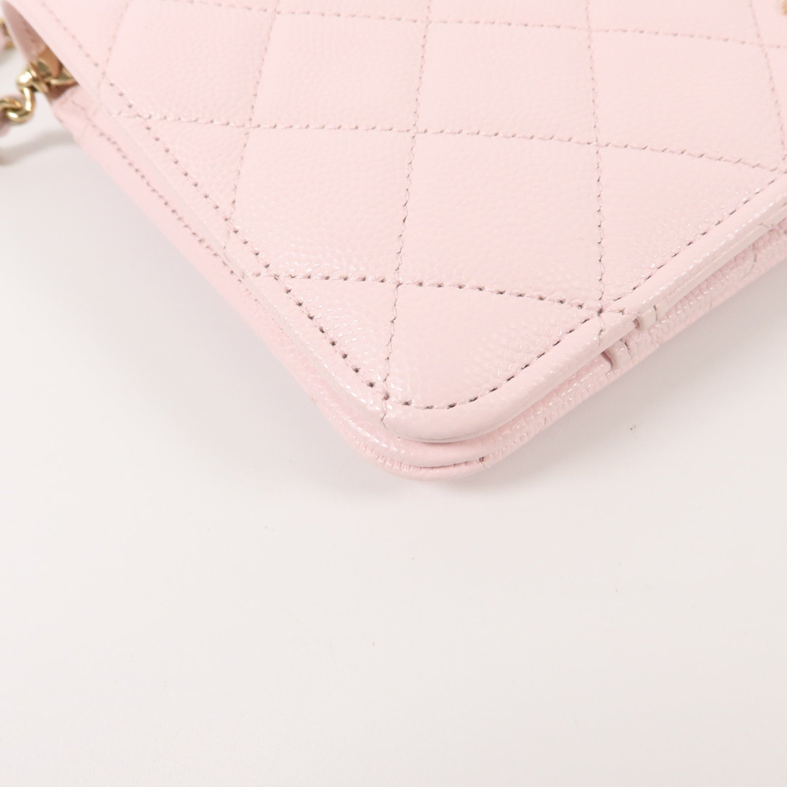 CHANEL 牛皮皮革WOC Wallet On Chain鏈帶肩背袋