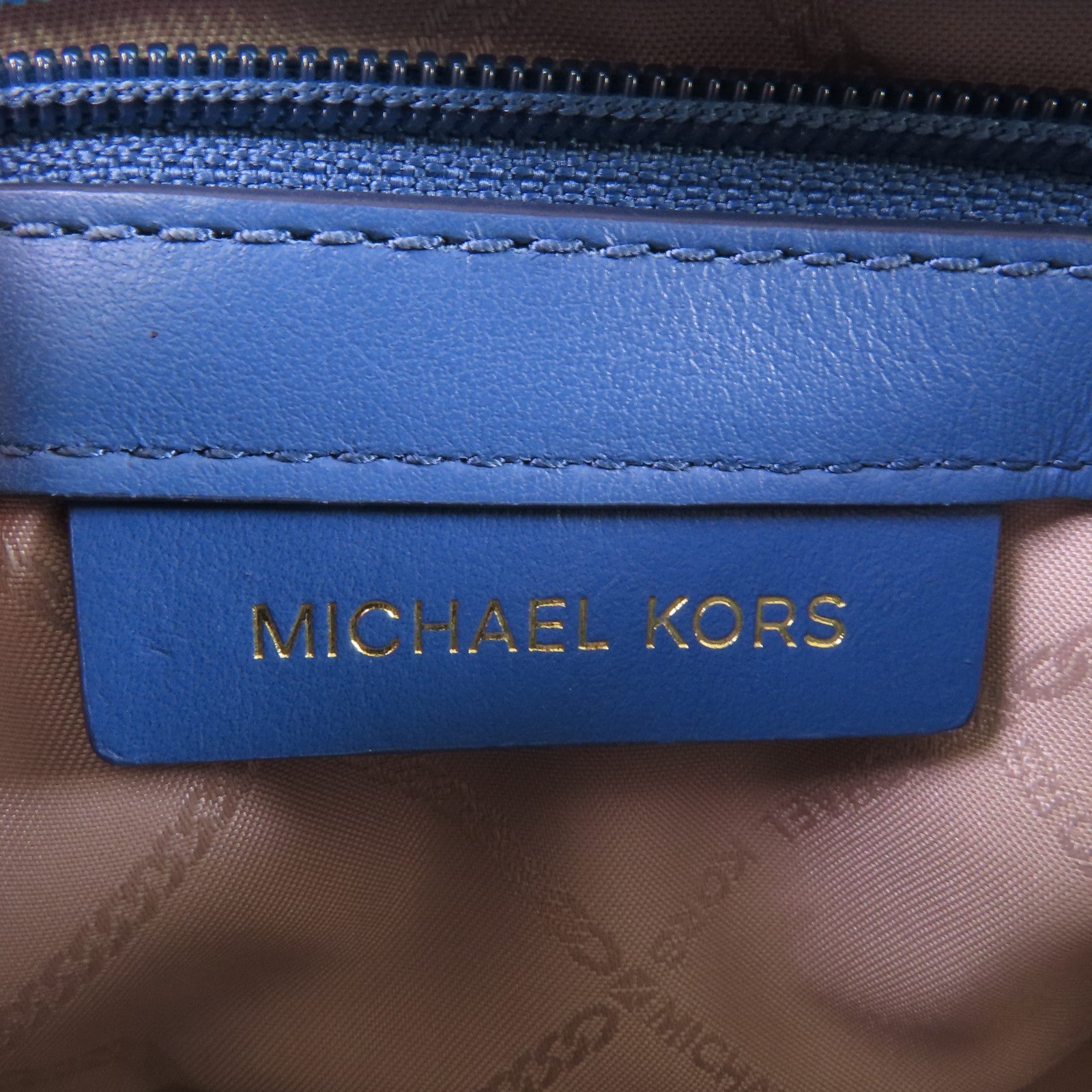 Michael Kors GHW Handbag Shoulder Bag Calfskin Leather