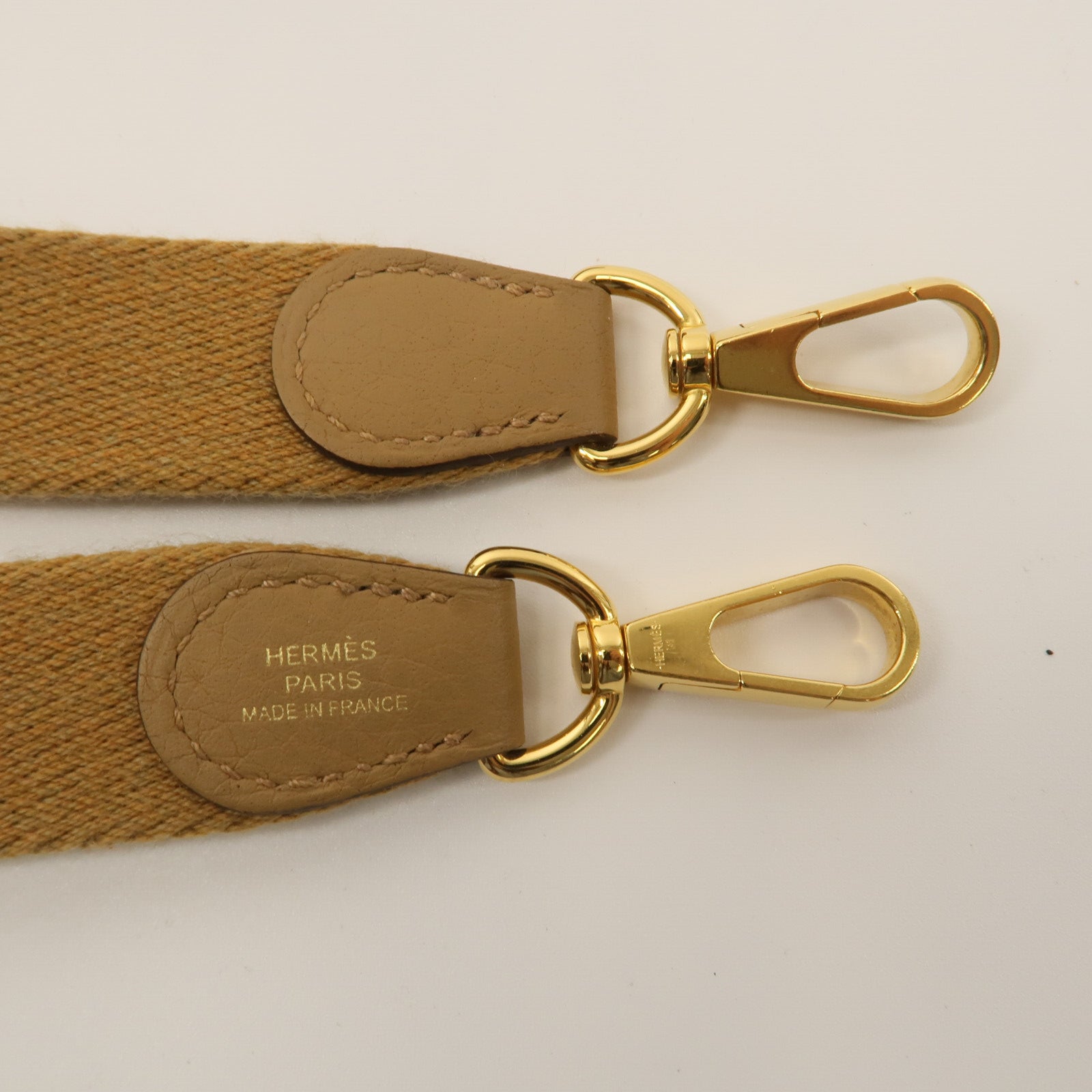 HERMES Clemence皮革Evelyne TPM肩背袋Biscuit