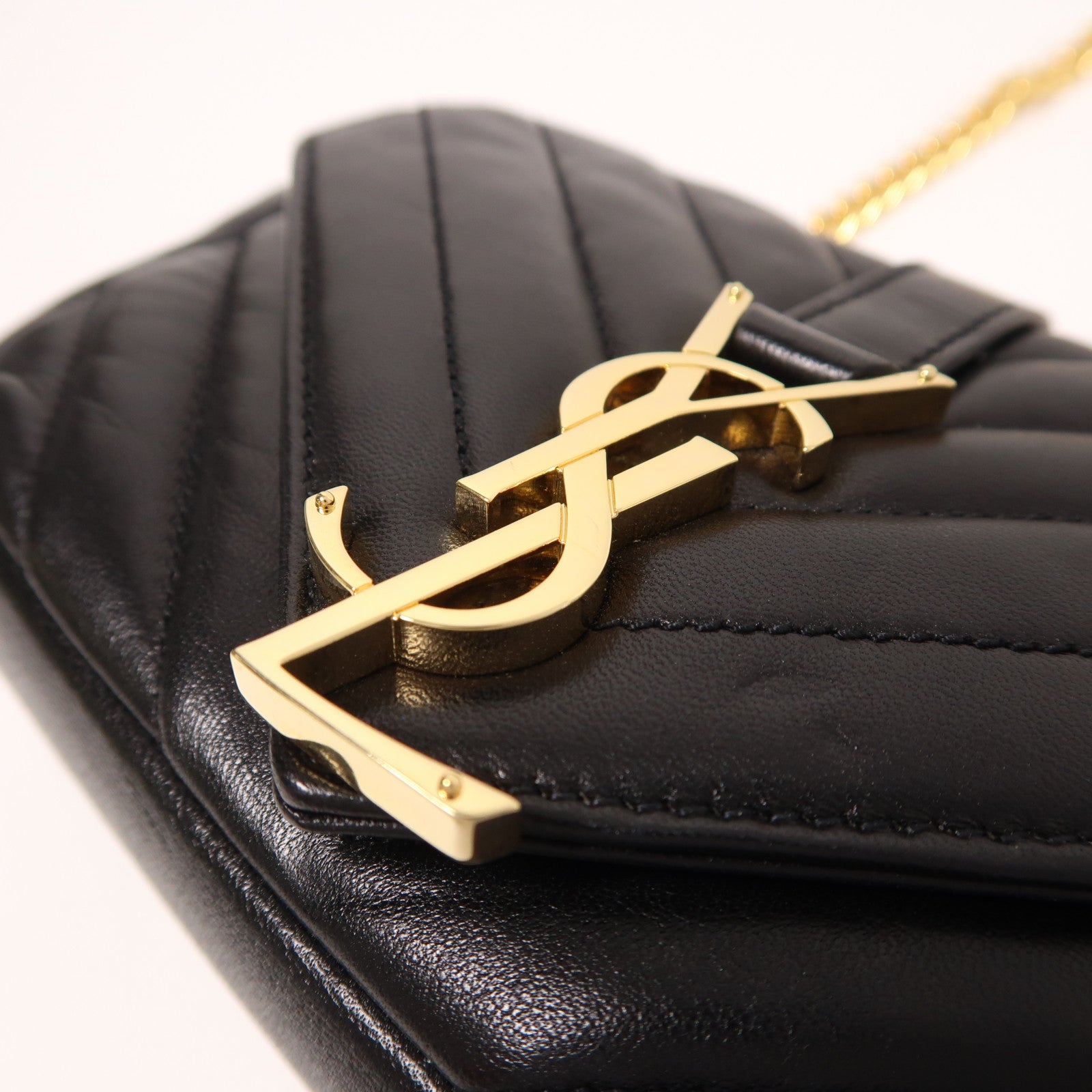 YVES SAINT LAURENT 羊皮皮革Chain Shoulder金扣鏈帶肩背袋