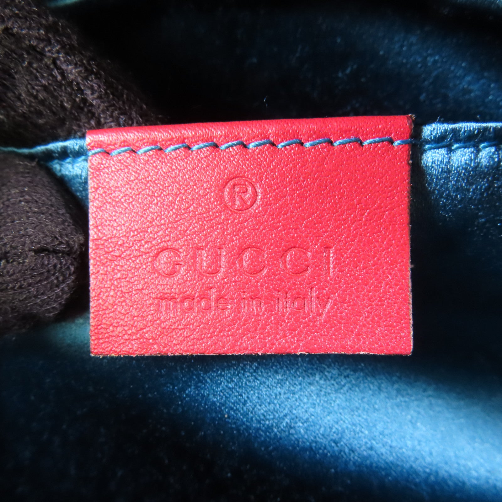 GUCCI 天鵝絨GG Marmont金扣鏈帶肩背袋
